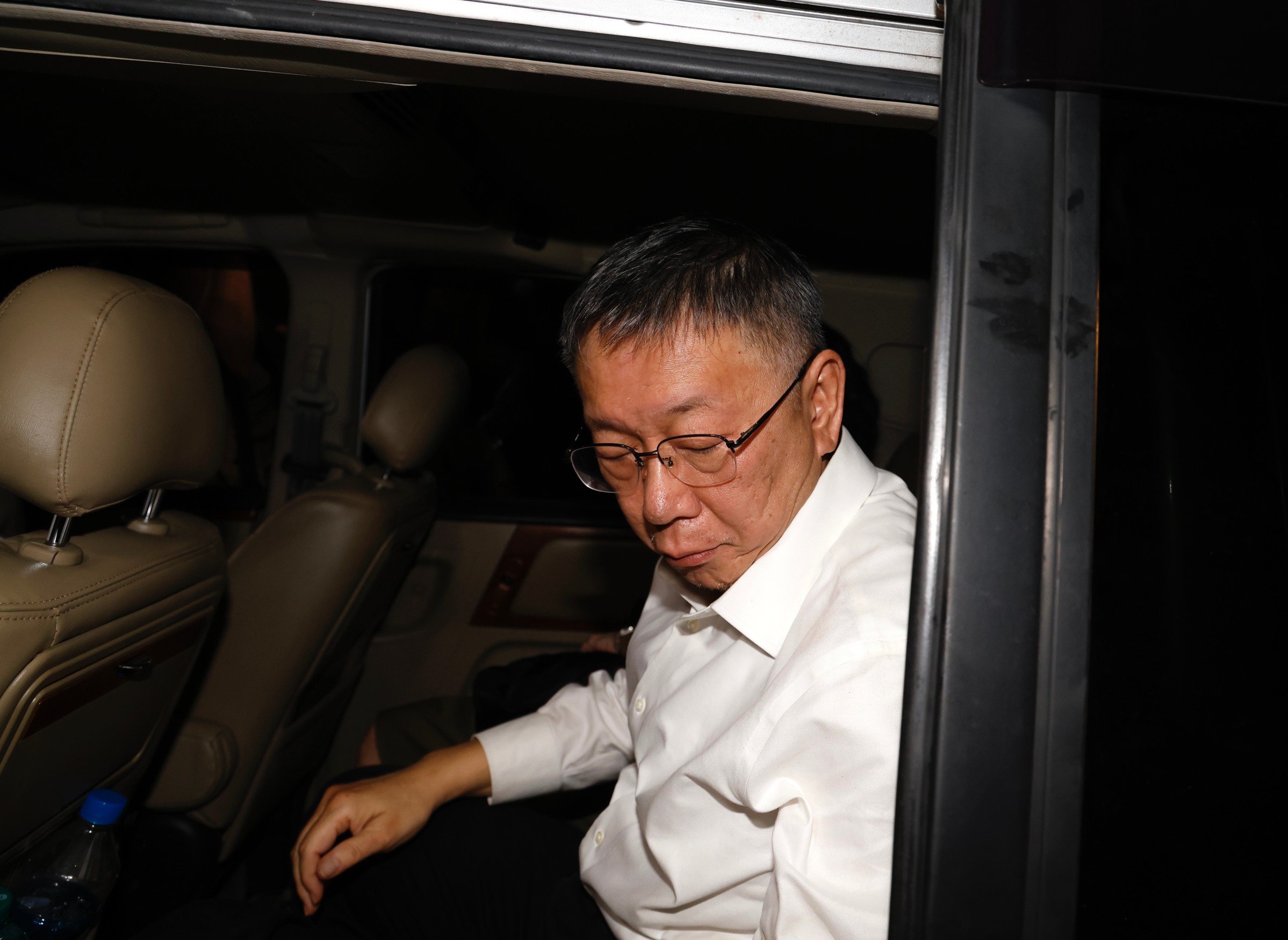 台北地檢署偵辦京華城案，日前聲押前台北市長柯文哲不成，台北地方法院裁定無保請回。