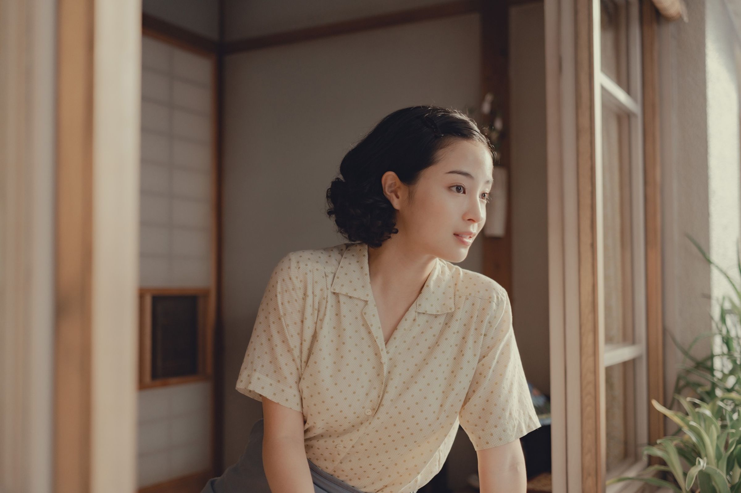《群山淡景》由諾貝爾文學獎得主石黑一雄親任監製，導演石川慶將來台出席金馬影展。（金馬執委會提供） 