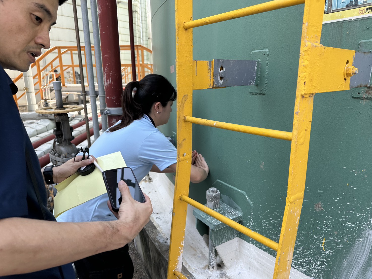 中檢兵分6路大舉搜索中聯、福懋、福壽、泰山4公司大油廠  帶回9被告15證人