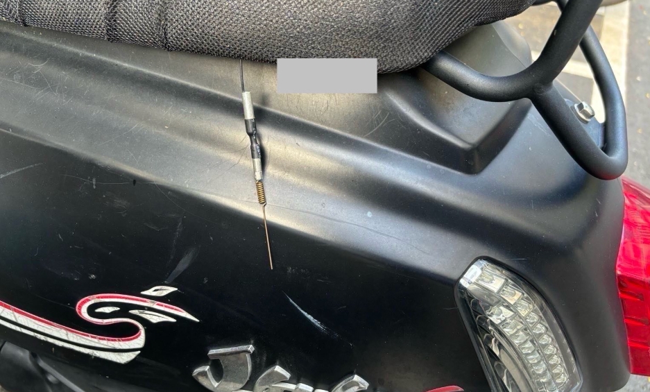 自曝被偷拍遭酸「有被害妄想」，沈伯洋PO照片反擊。（翻攝自沈伯洋Threads）