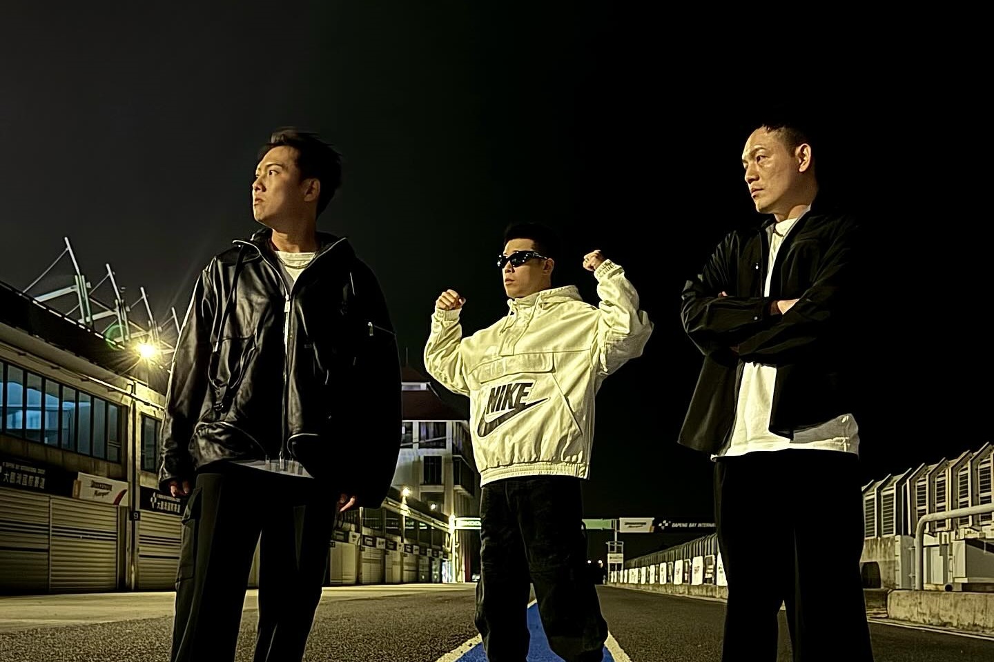 洋蔥、健志、春風等人組成的玖壹壹，最近從跨年忙到尾牙活動。（翻攝自玖壹壹臉書粉絲頁）