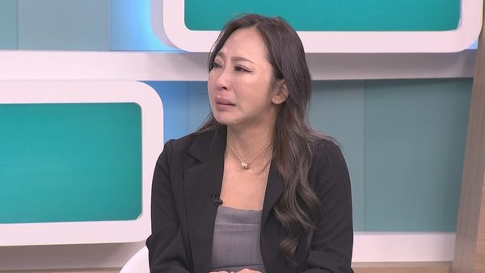 成長歷程中,許宷菁背負龐大家庭壓力。(和展影視提供)