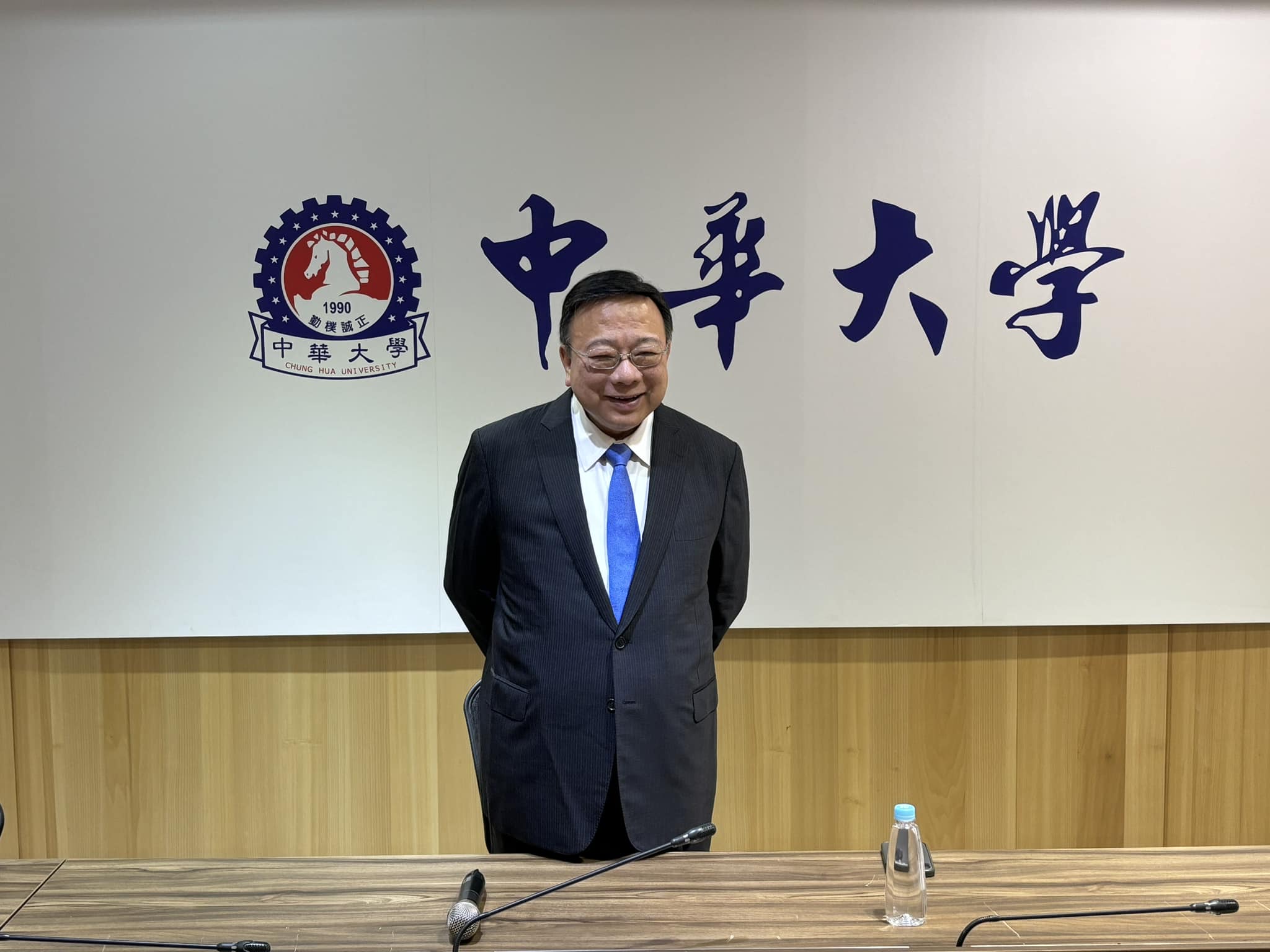 中華大學校長劉維琪說明與國立清華大學整併細節。（取自中華大學臉書）