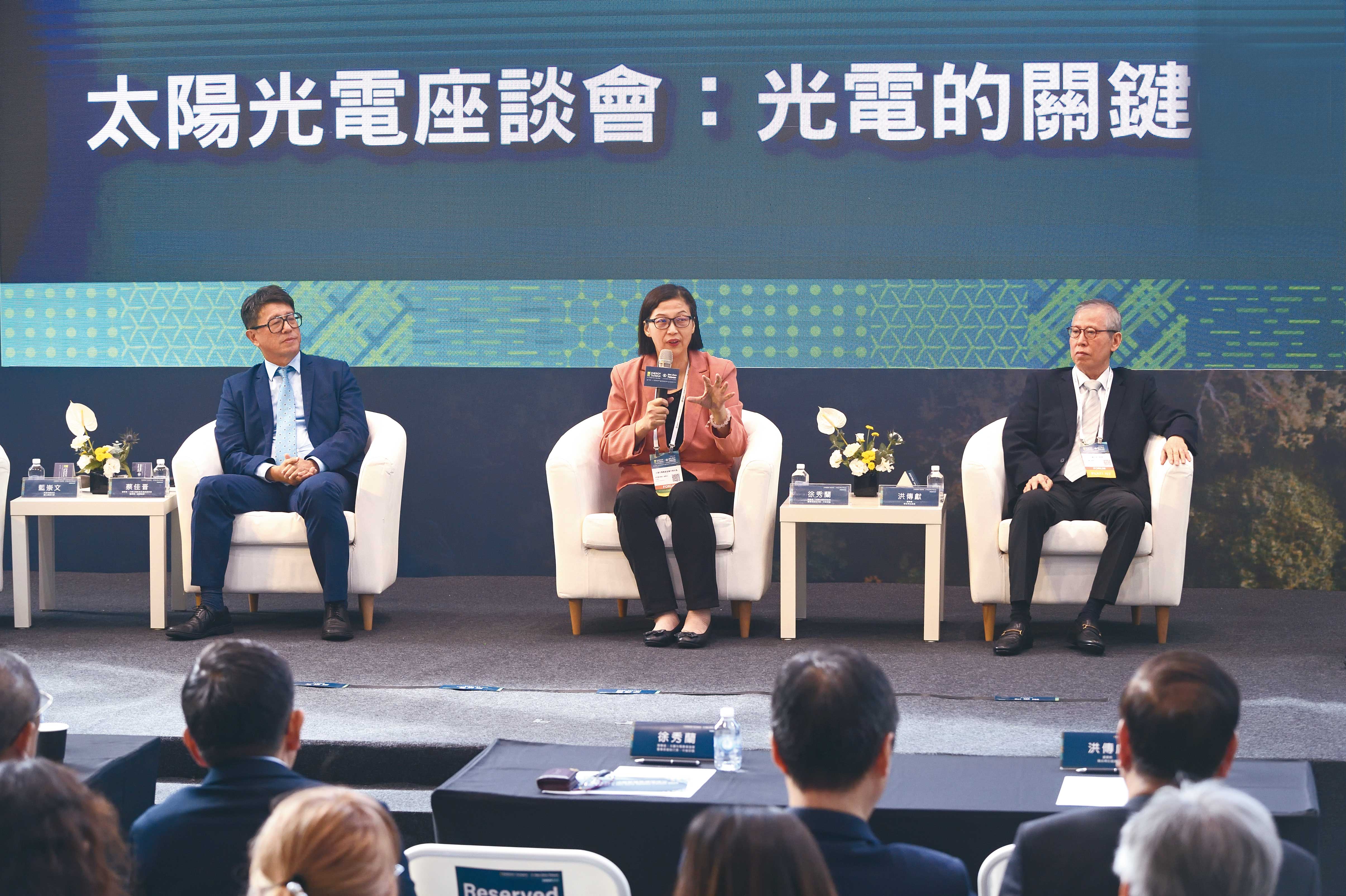 洪傳獻認為,關稅底定之後,美國訂單將塞滿台灣太陽能廠生產線。