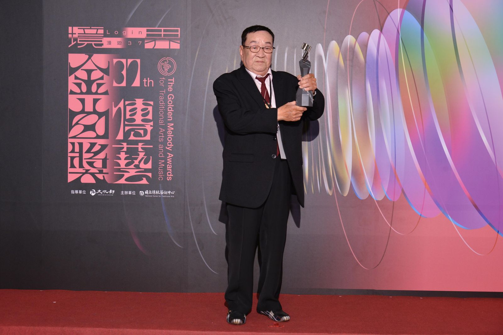 傳藝金曲獎揭曉!榮興劇團勇奪3大獎
王慶芳獲戲曲表演類特別獎