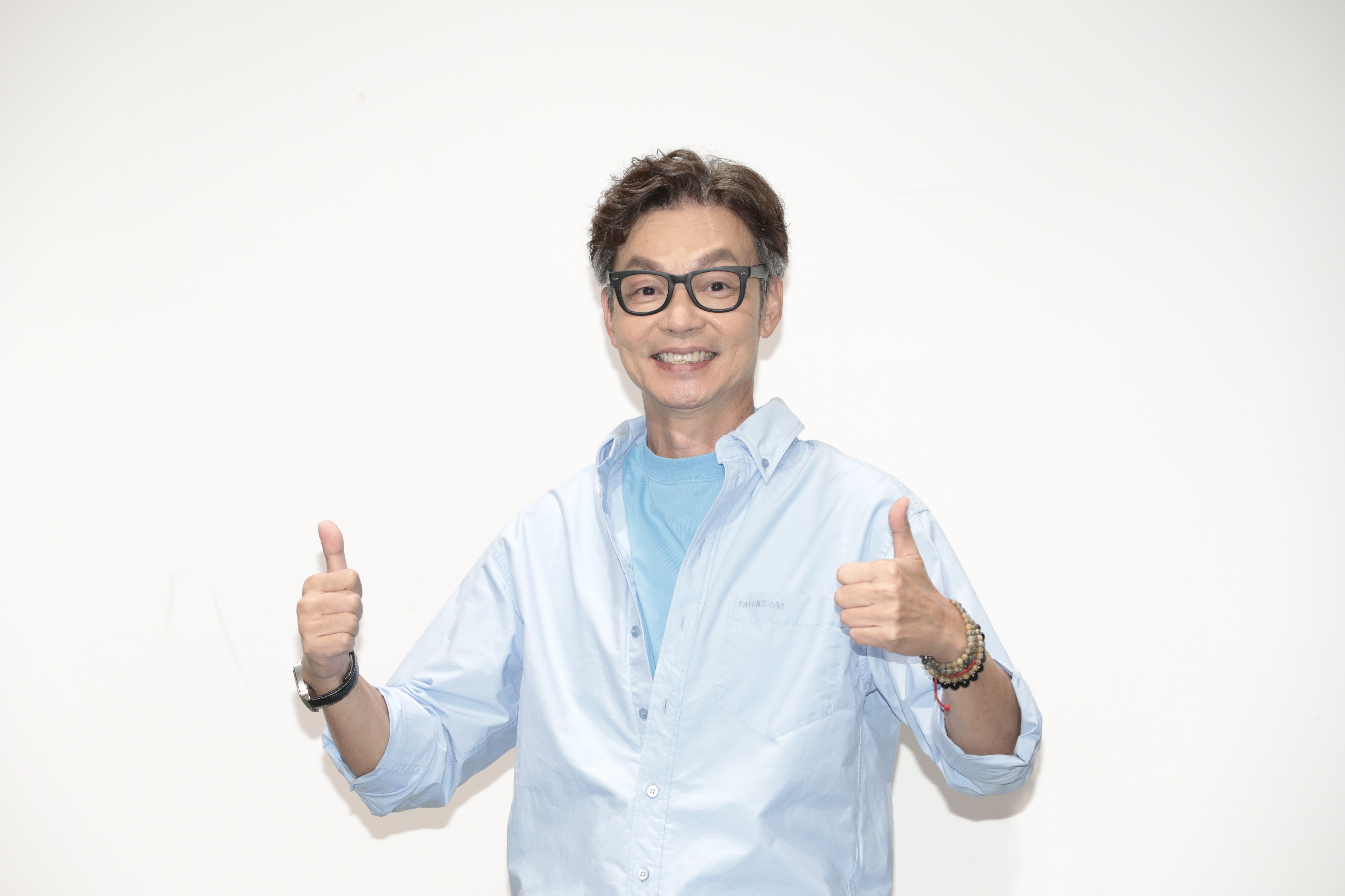 李國煌笑說許效舜生日，他送了一顆「路邊撿的石頭」送他當生日禮物，結果對方沒帶走。