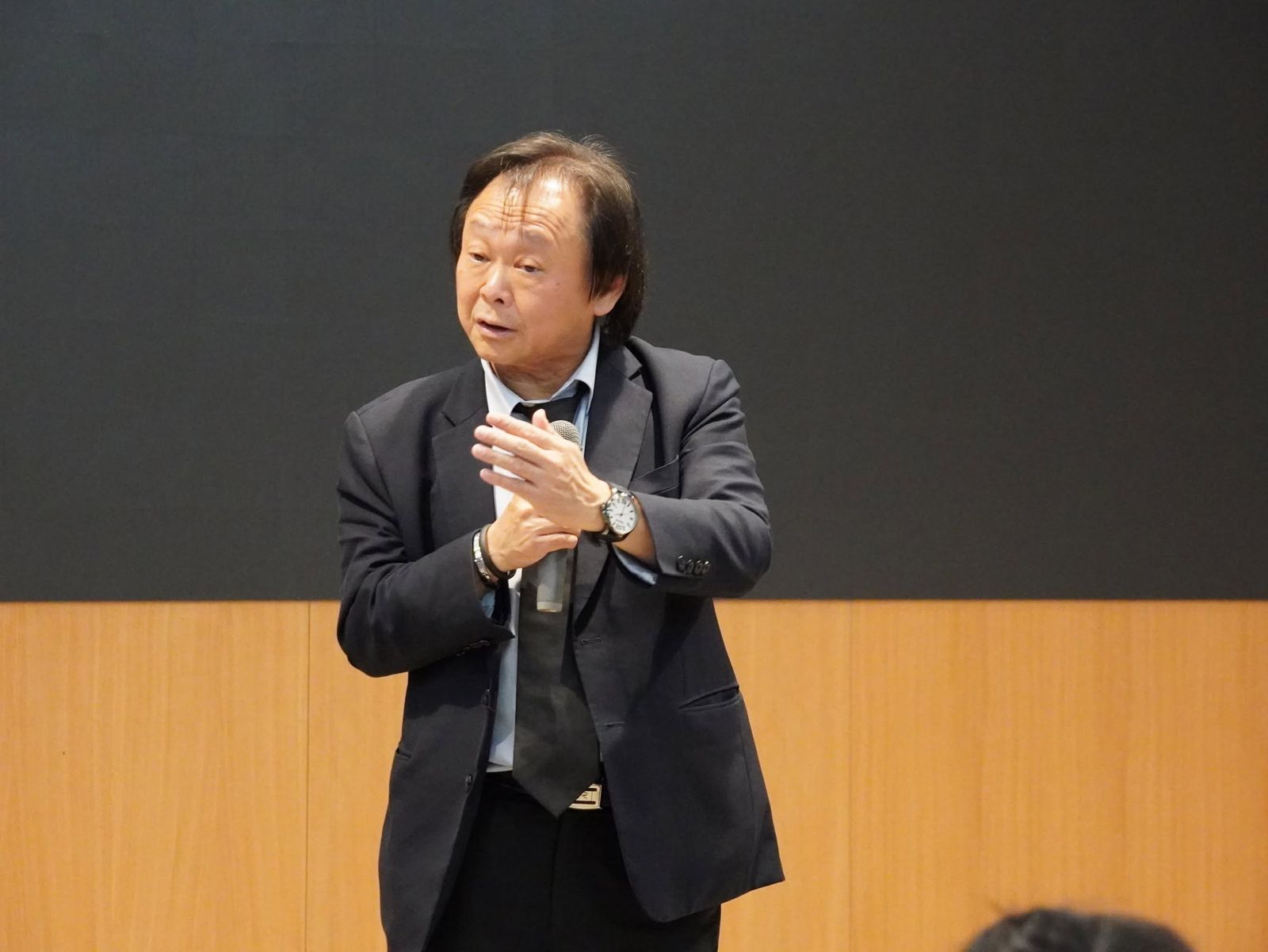 盧秀燕稱總統府「棄單」 王世堅要求收回這2字:冤有頭債有主