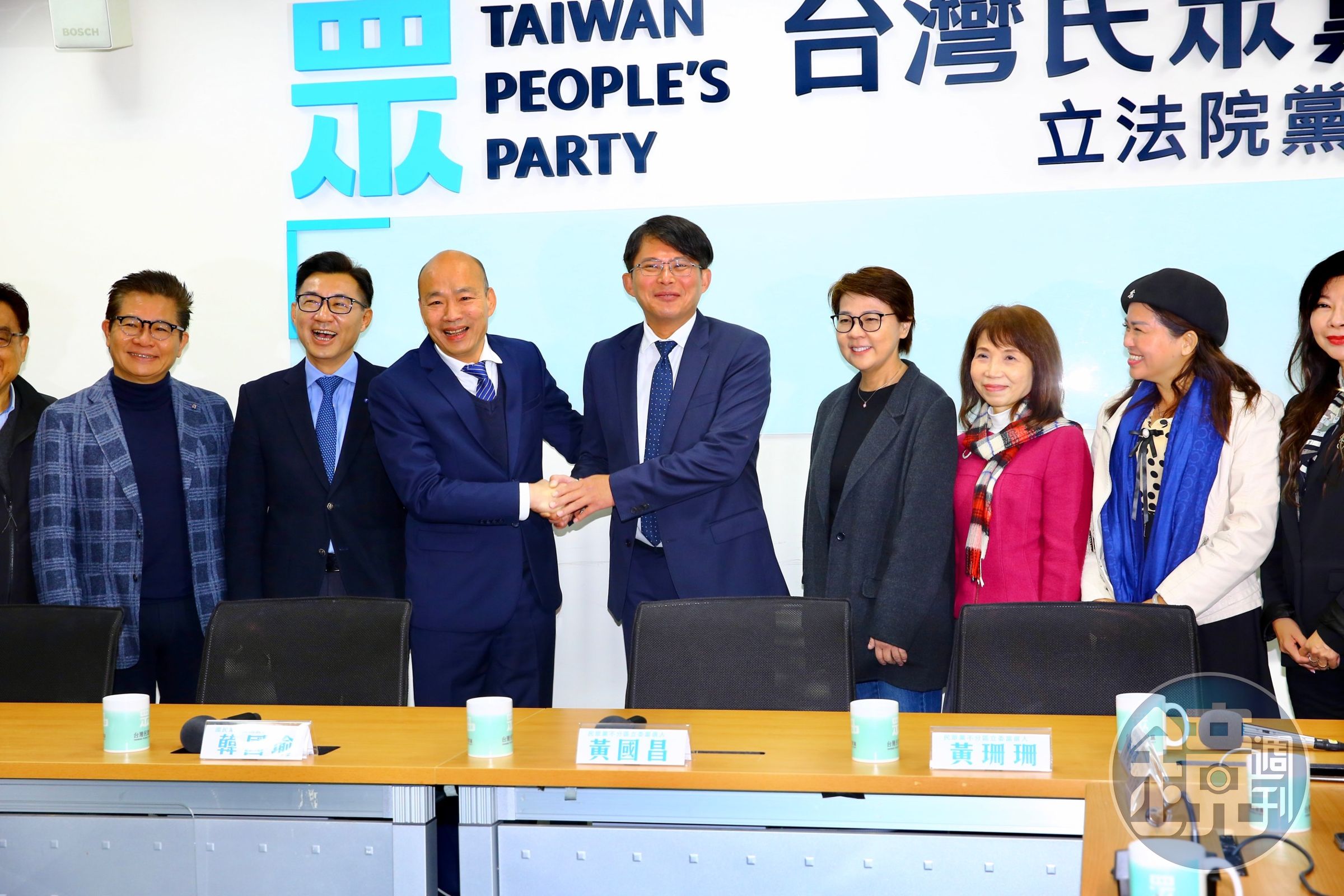 國民黨正副立法院長參選人韓國瑜、江啟臣今天拜會民眾黨團。