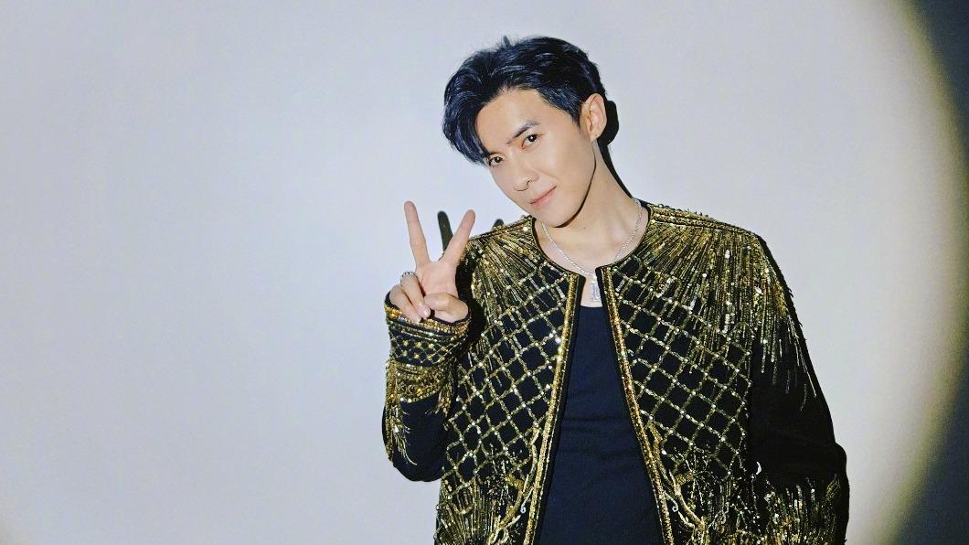 唐禹哲求婚成功，邁入下一階段。（翻攝自唐禹哲微博）