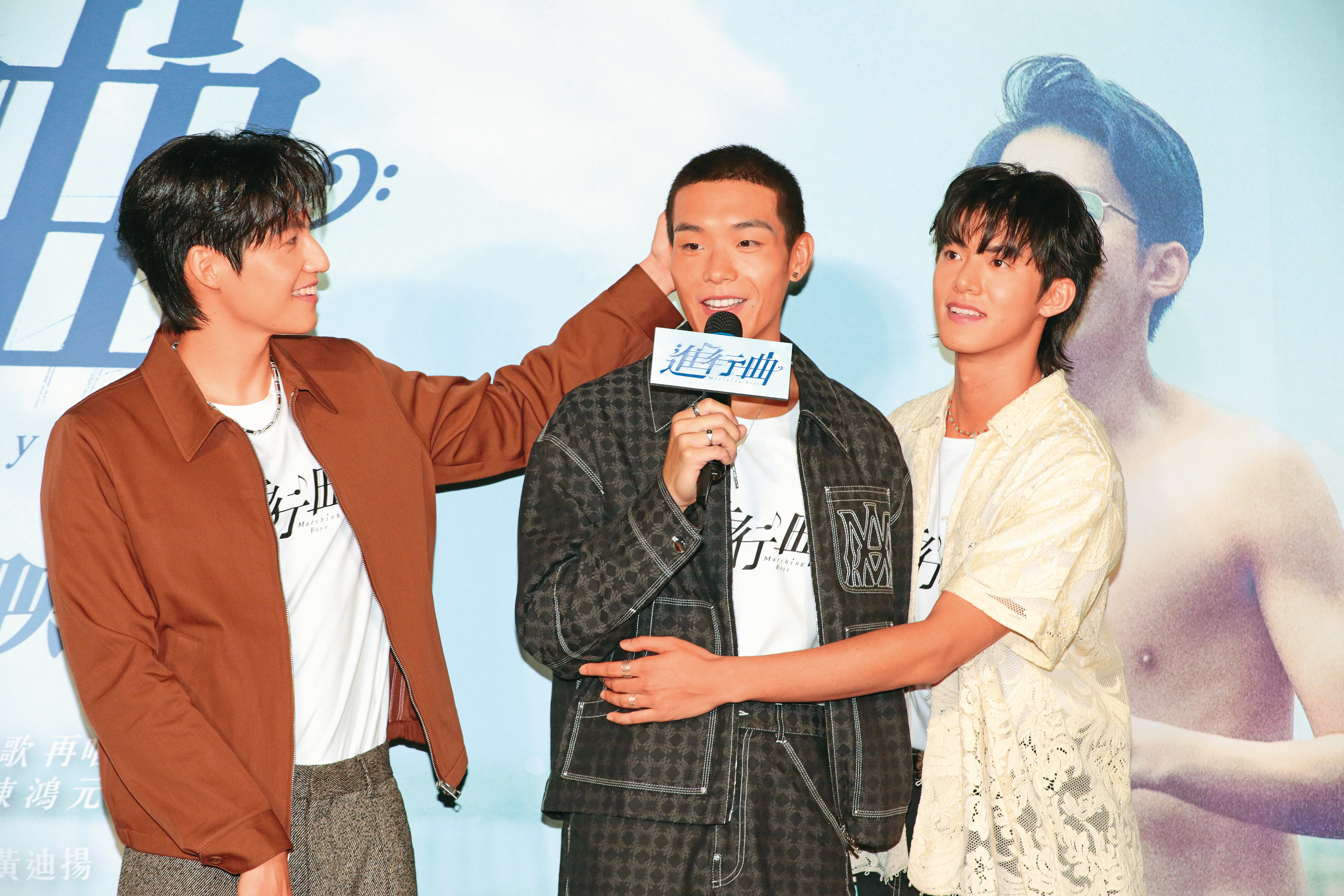 劉育仁（左起）、牧森、余杰恩在首映會上包緊緊，但濃濃的BL味還是藏不住！