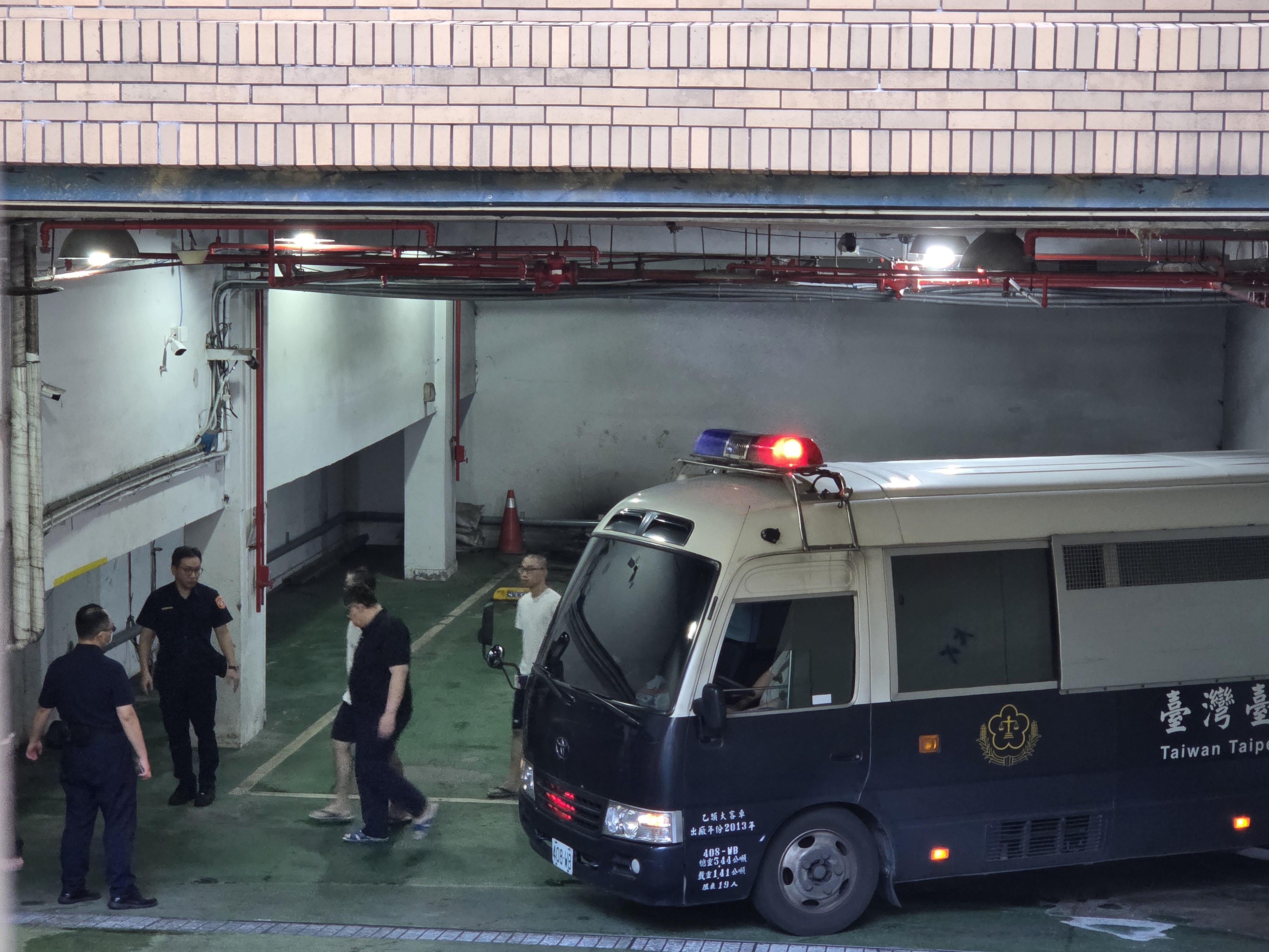 北檢偵辦綠營幕僚共諜案，黃取榮、邱世元、吳尚雨及何仁傑被起訴並求重刑。