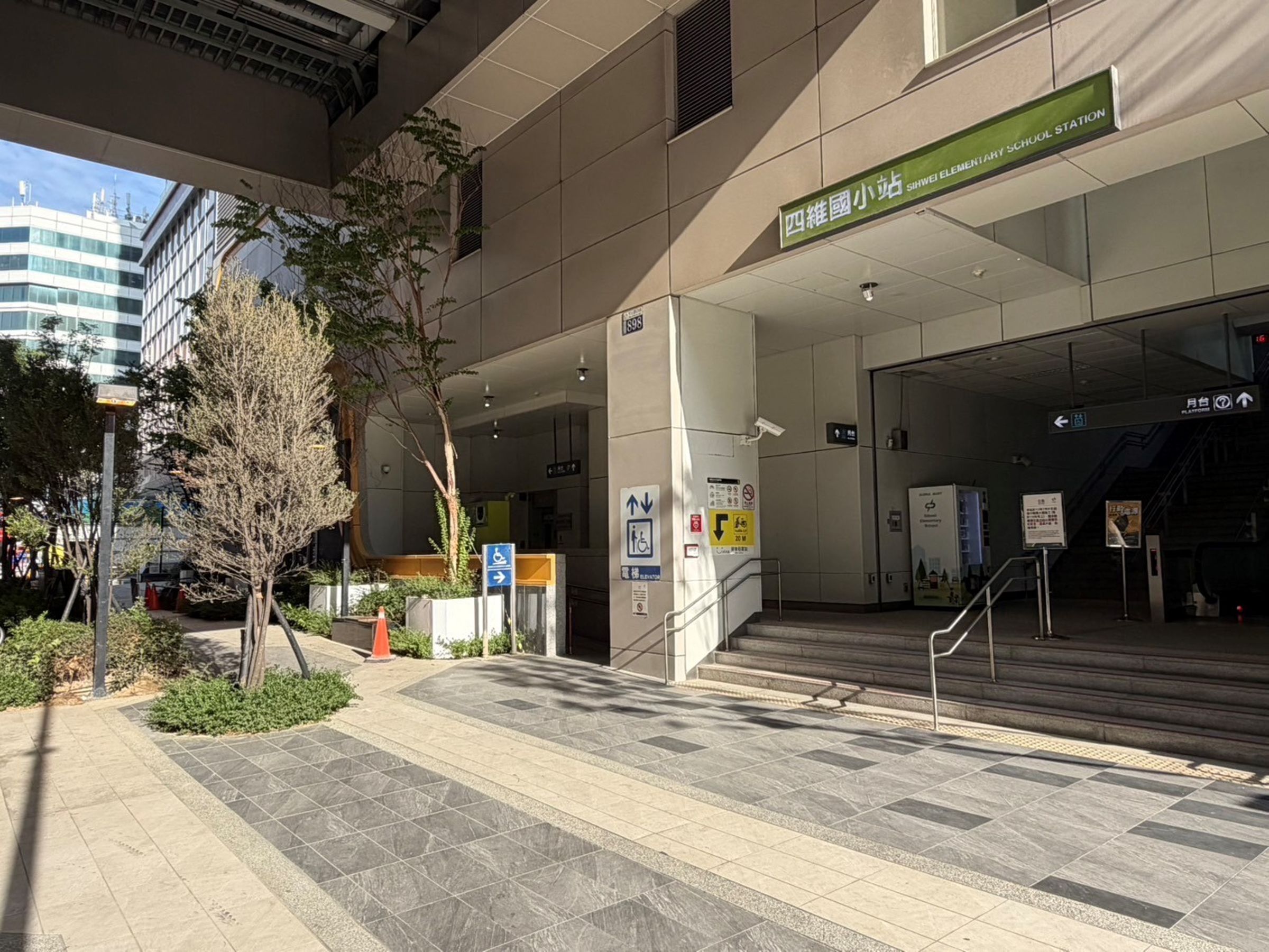 台中捷運「四維國小站」與「文心崇德站」僅3分鐘車程，共享同生活圈，同樣千萬預算在此可多買8.5坪。（圖／永慶房產集團提供）
