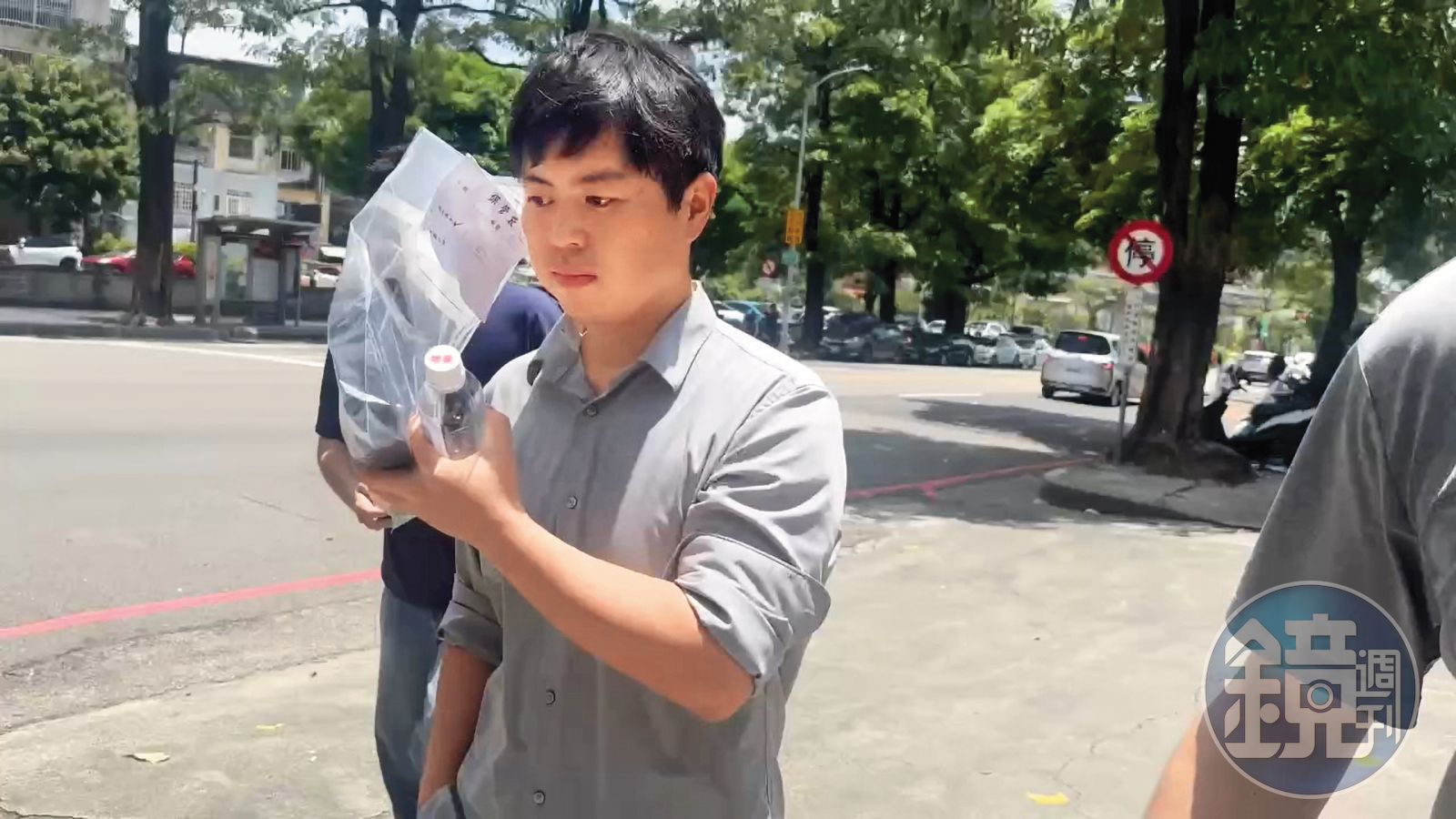 股市炒手吳金泉之子、福懋油董事長吳星澄200萬元交保。（鄧玉瑩攝）