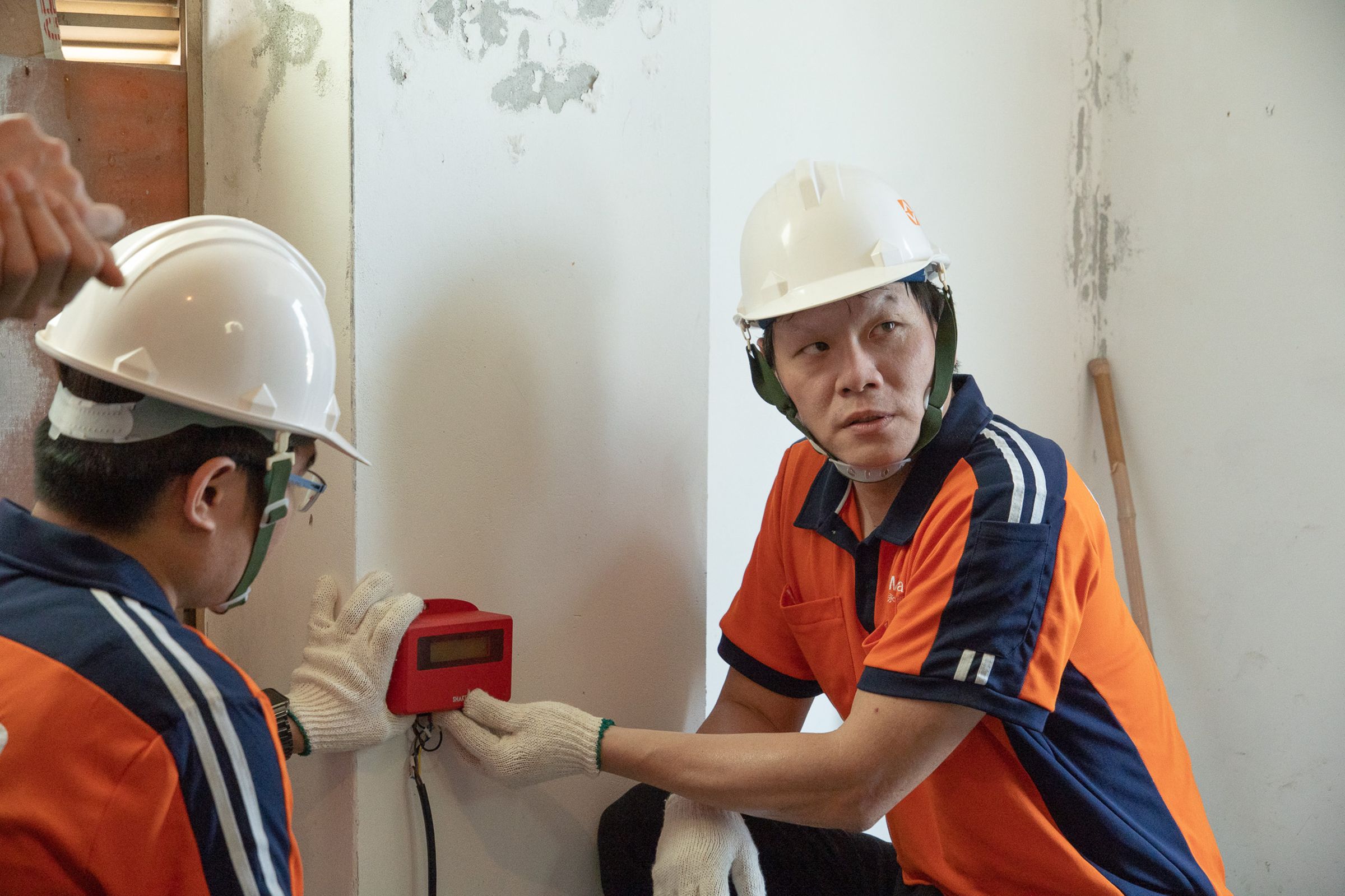 永佳捷電梯宣布將把有「電梯界避難神器」之稱的地震感知器列為產品標配。(永佳捷電梯提供)