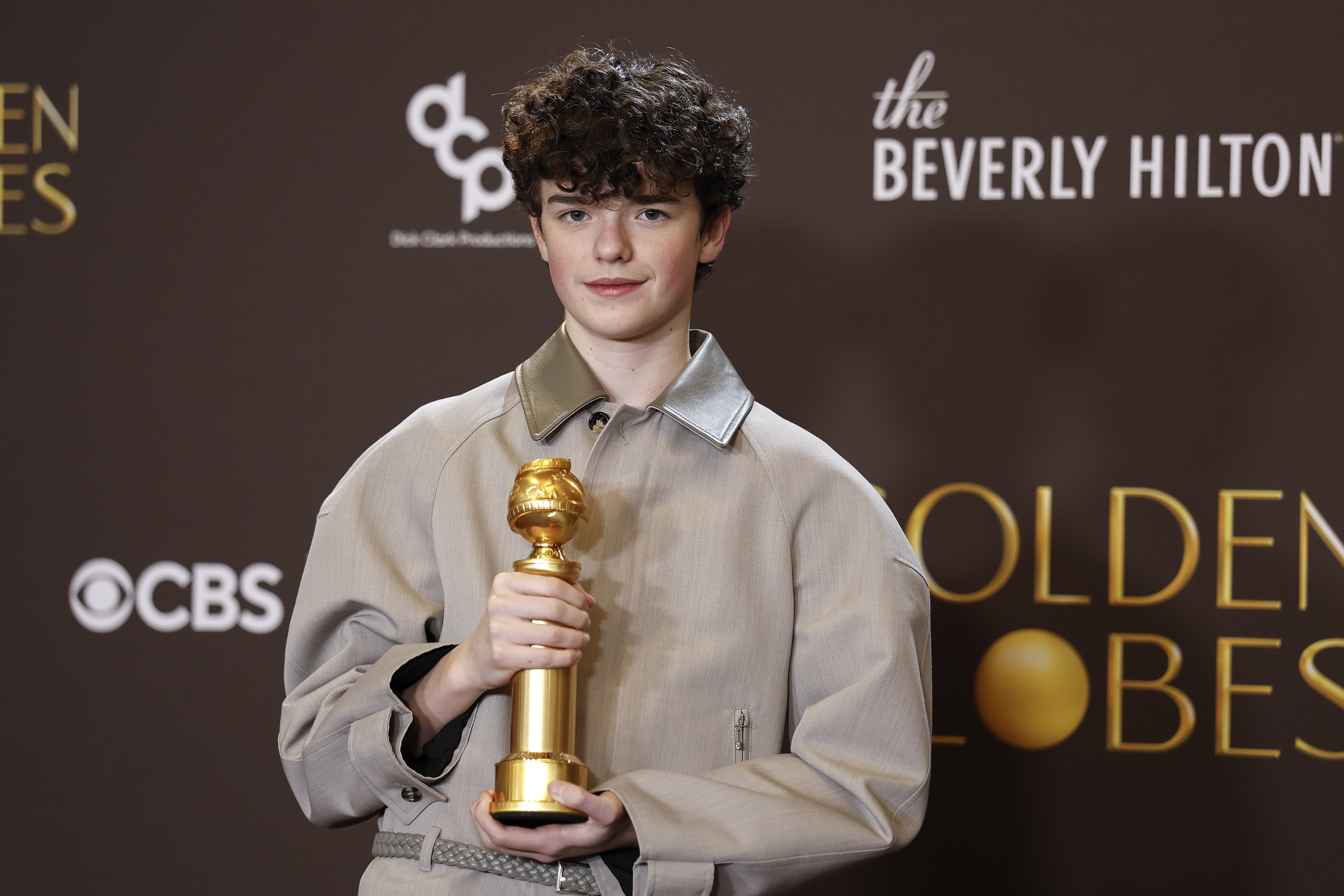 迷你影集《混沌少年時》歐文庫柏，年僅16歲成為金球獎電視類男配角最年輕得主。（東方IC）