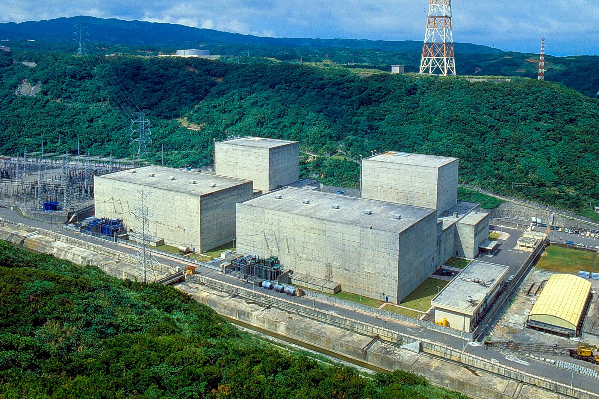 世界核能協會（WNA）在本週五發布報告指出，現有鈾礦產出將在2030至2040年間銳減一半。（台電提供）