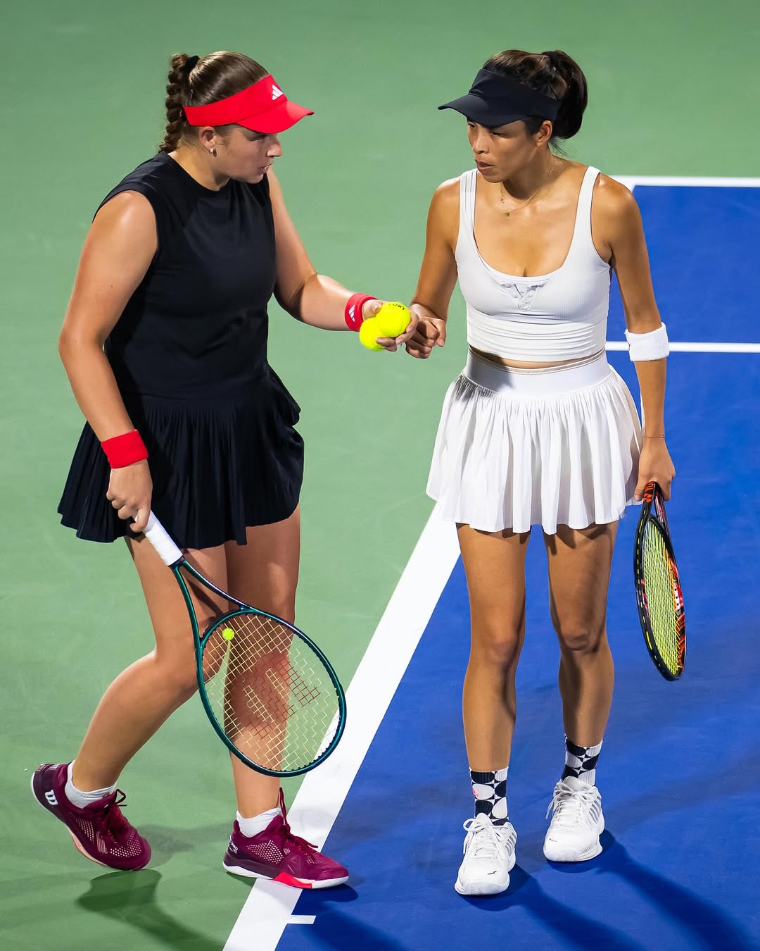 這對大會第4種子的「台拉聯軍」狀態持續升溫。（翻攝自Jelena Ostapenko IG）