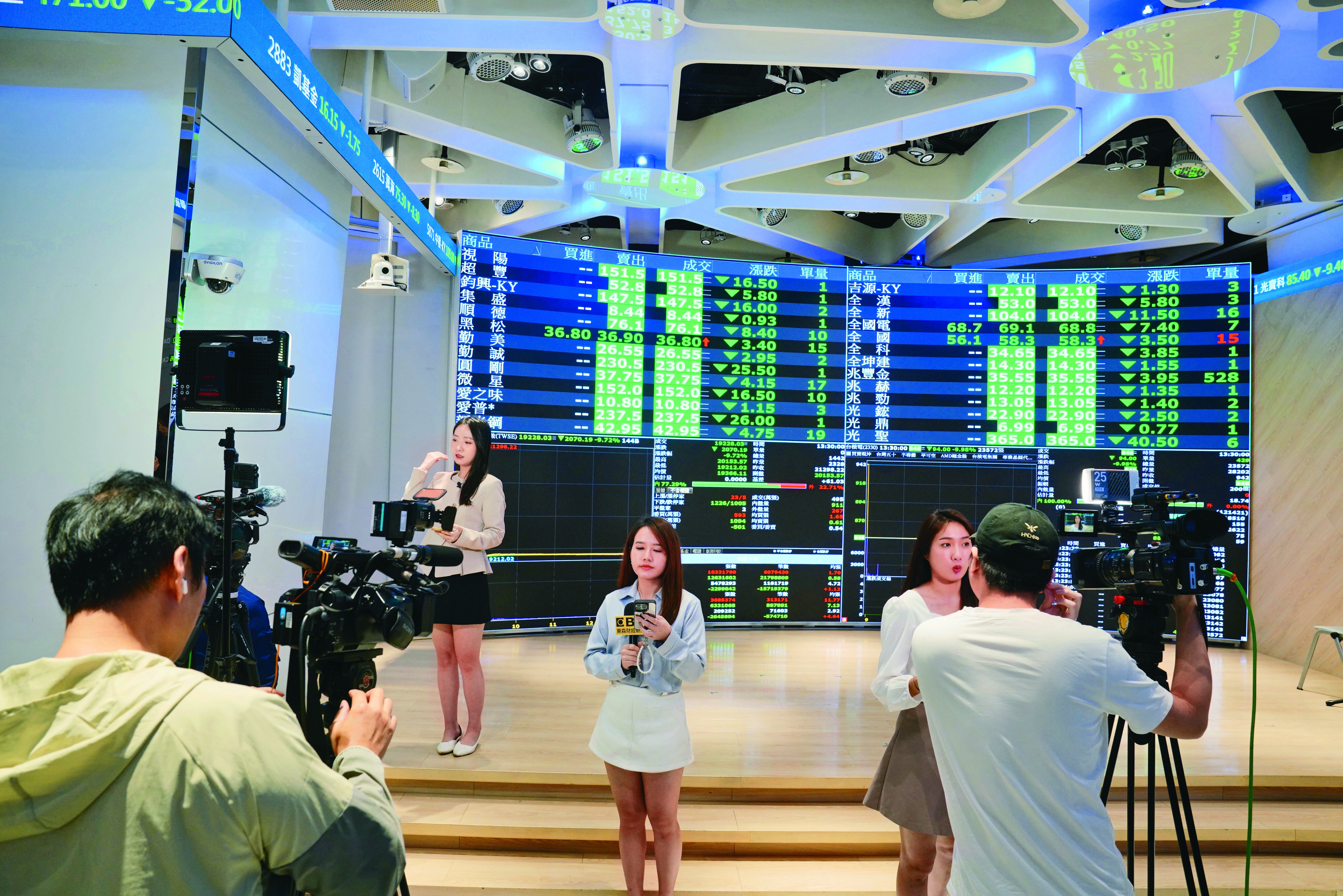 在意外金融災難爆發時，投資「控制風險」比「追求獲利」更重要。