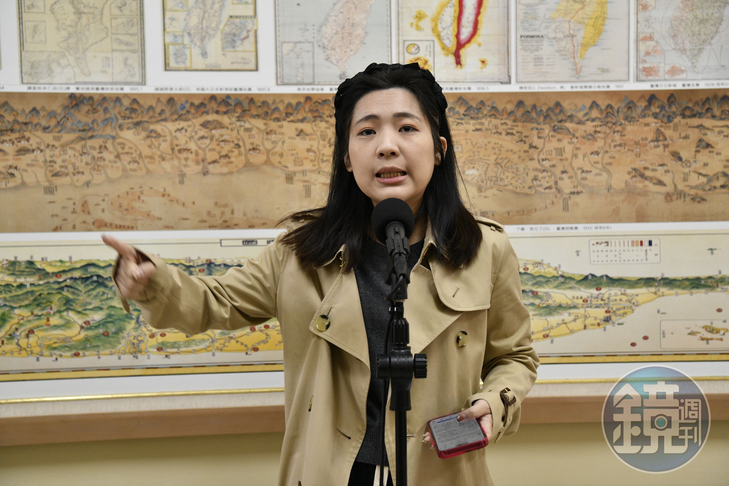 徐巧芯上任以來不少爭議言行成為新聞焦點，秦慧珠認為徐比中指等行為就算是深藍的也覺得不太妥當。（本刊資料照）