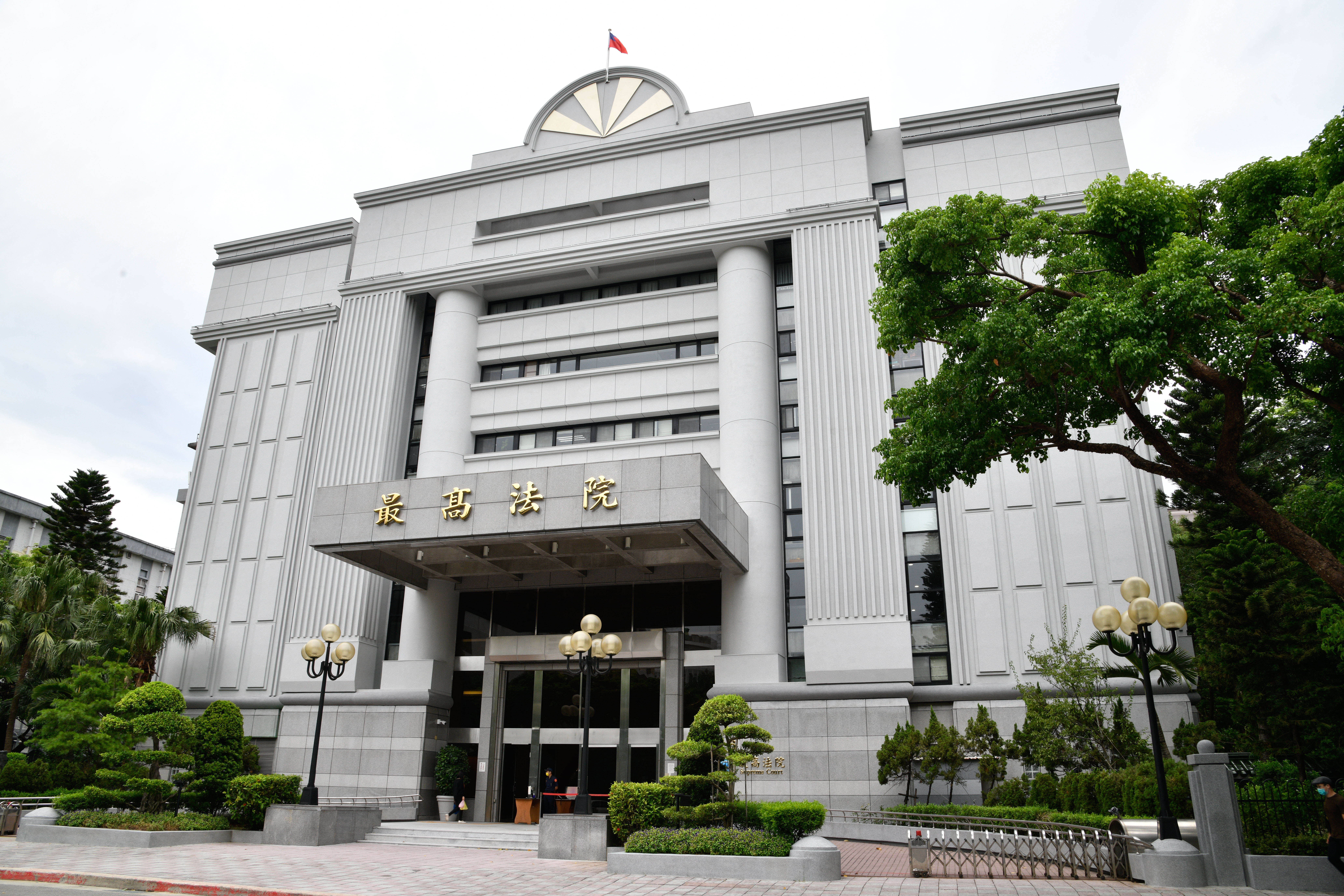 最高法院(圖)認定黃世惠祖厝案已合法送達法院文書給黃美惠,但她未曾出庭,遭判失去房屋所有權確定。