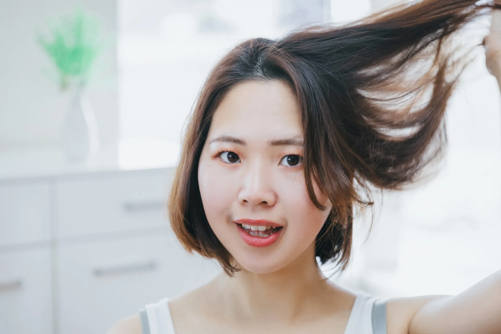 新竹街頭驚現「集體怒髮衝冠」奇觀！網友急喊快逃　專家揭背後原因