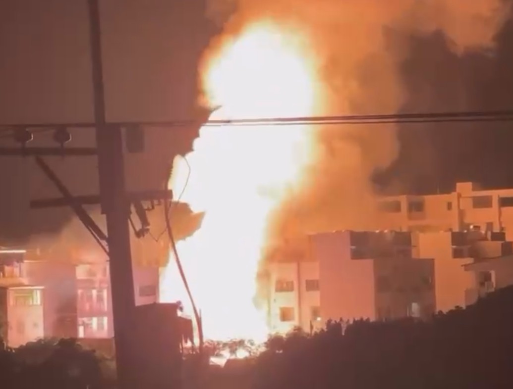 台南安南凌晨大爆炸14傷! 火光四濺「救護車被炸爛」