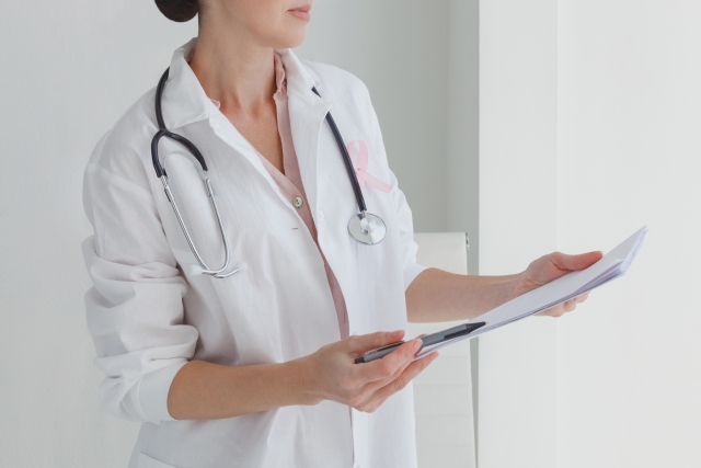 澳洲一名心理醫師巴斯塔斯趁男病患情傷就診時，趁虛而入與對方多次發生性行為，踐踏醫病倫理。（示意圖，photoAC）
