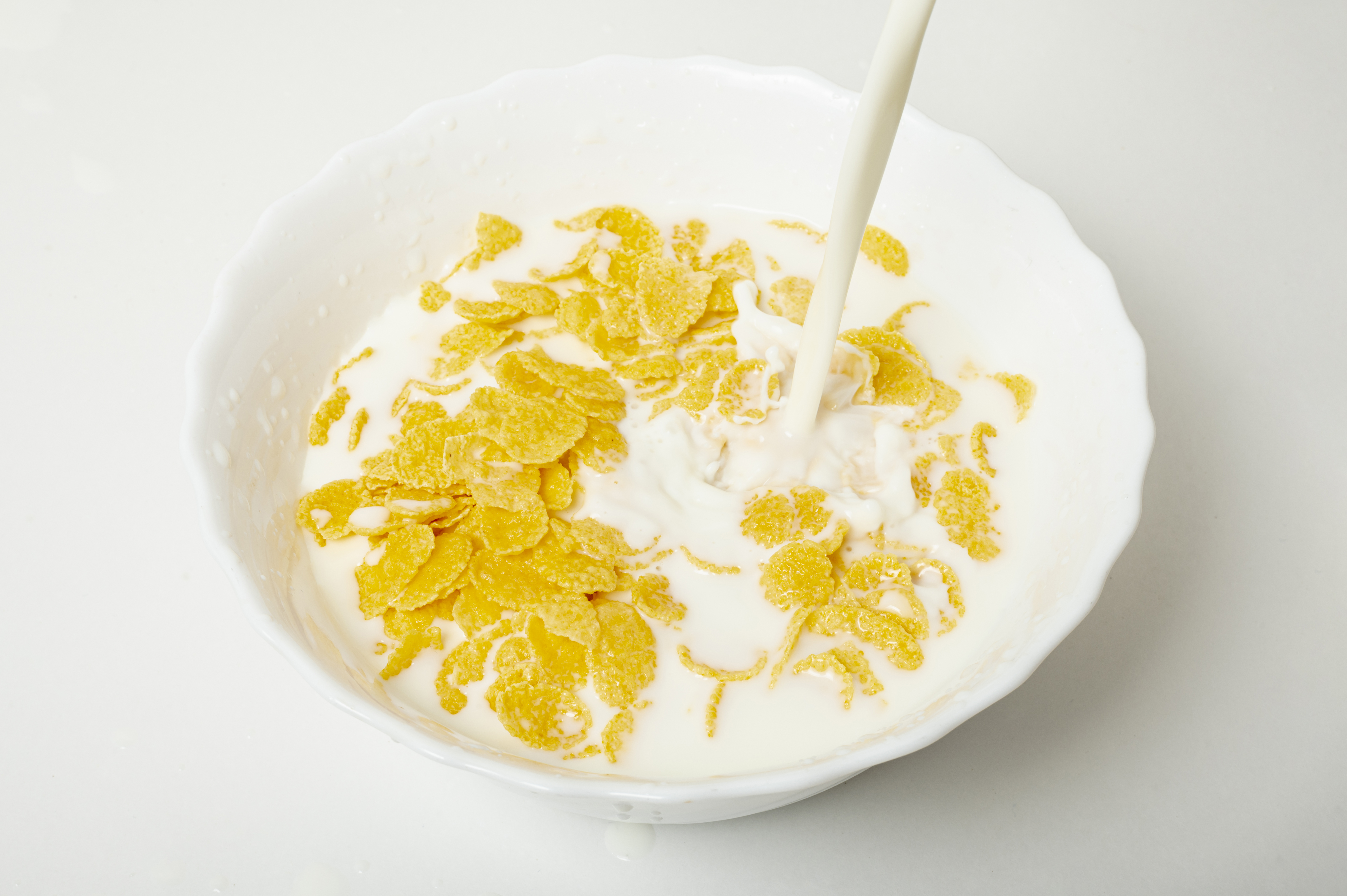 醫師透露，不少人會把「玉米片」當成燕麥片。（示意圖；freepik）