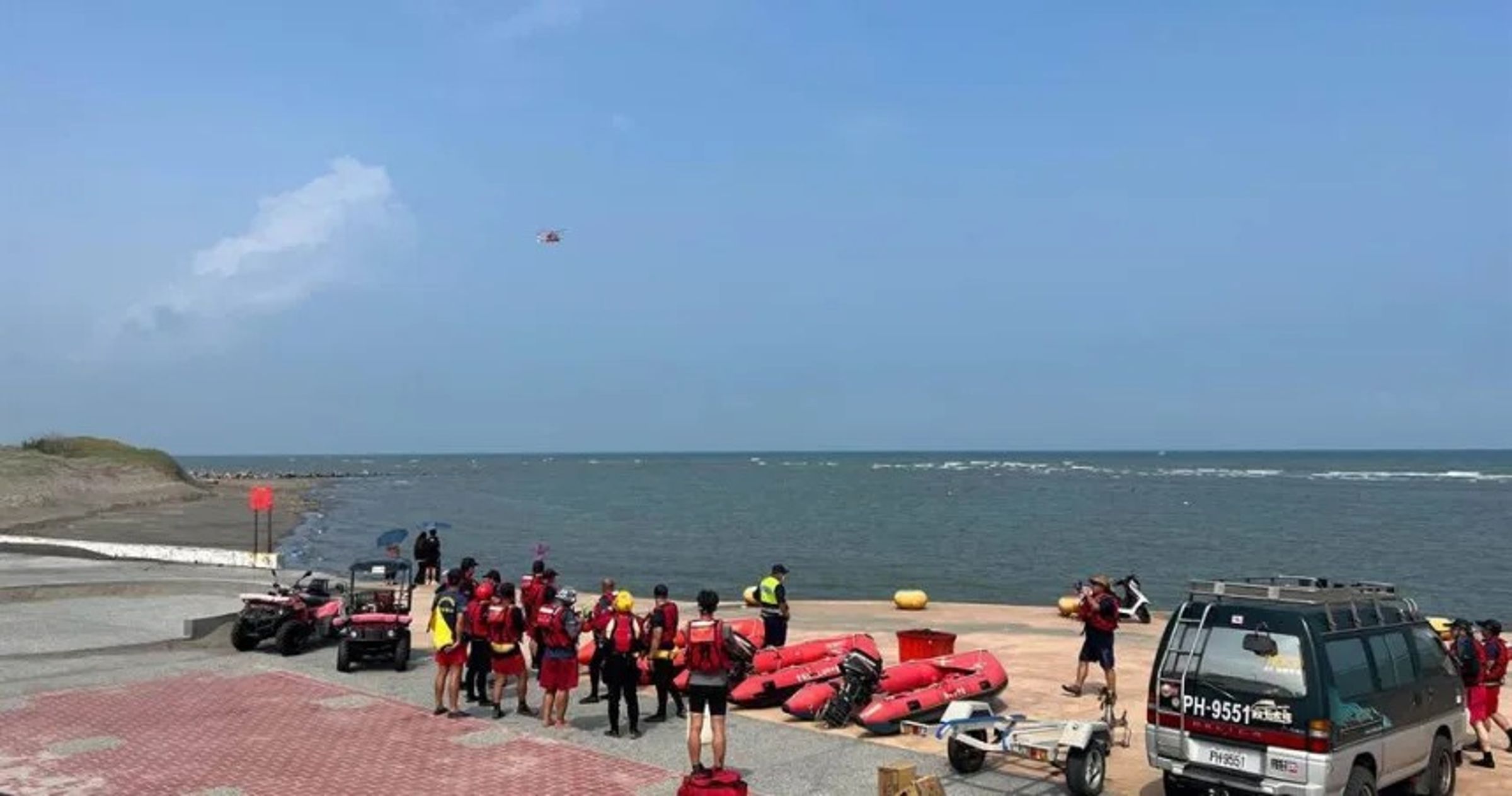 台中市大安濱海樂園3日發生溺水意外,王姓高中溺水身亡,爸媽悲憤提告。(翻攝畫面)