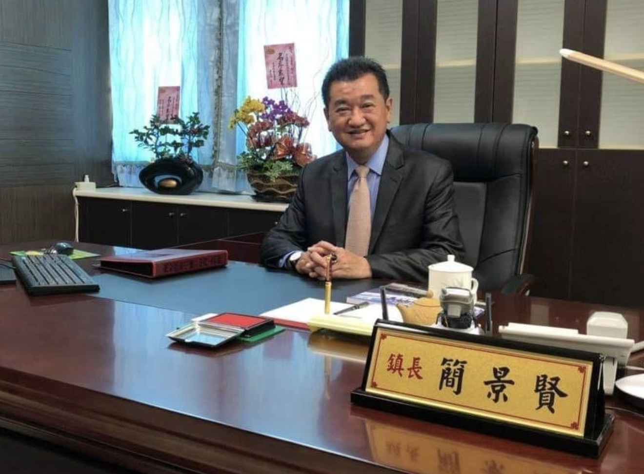 南投草屯鎮長簡景賢在昨晚間驚傳猝逝，享壽65歲。（翻攝自草屯鎮長 簡景賢臉書）