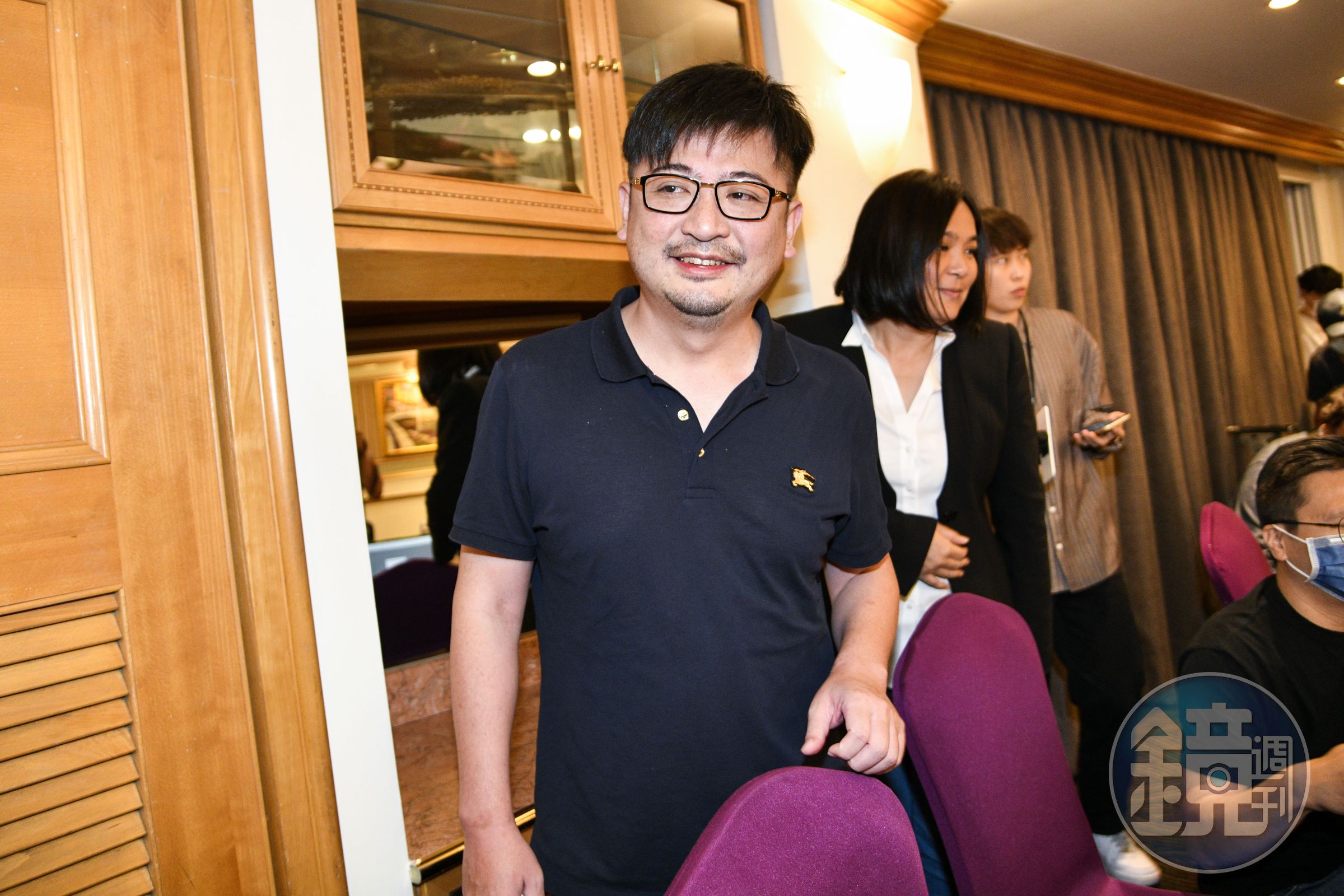 謝典霖表態爭取議長連任,與現任副議長許原龍及議員黃正盛的搭擋傳聞產生衝突。