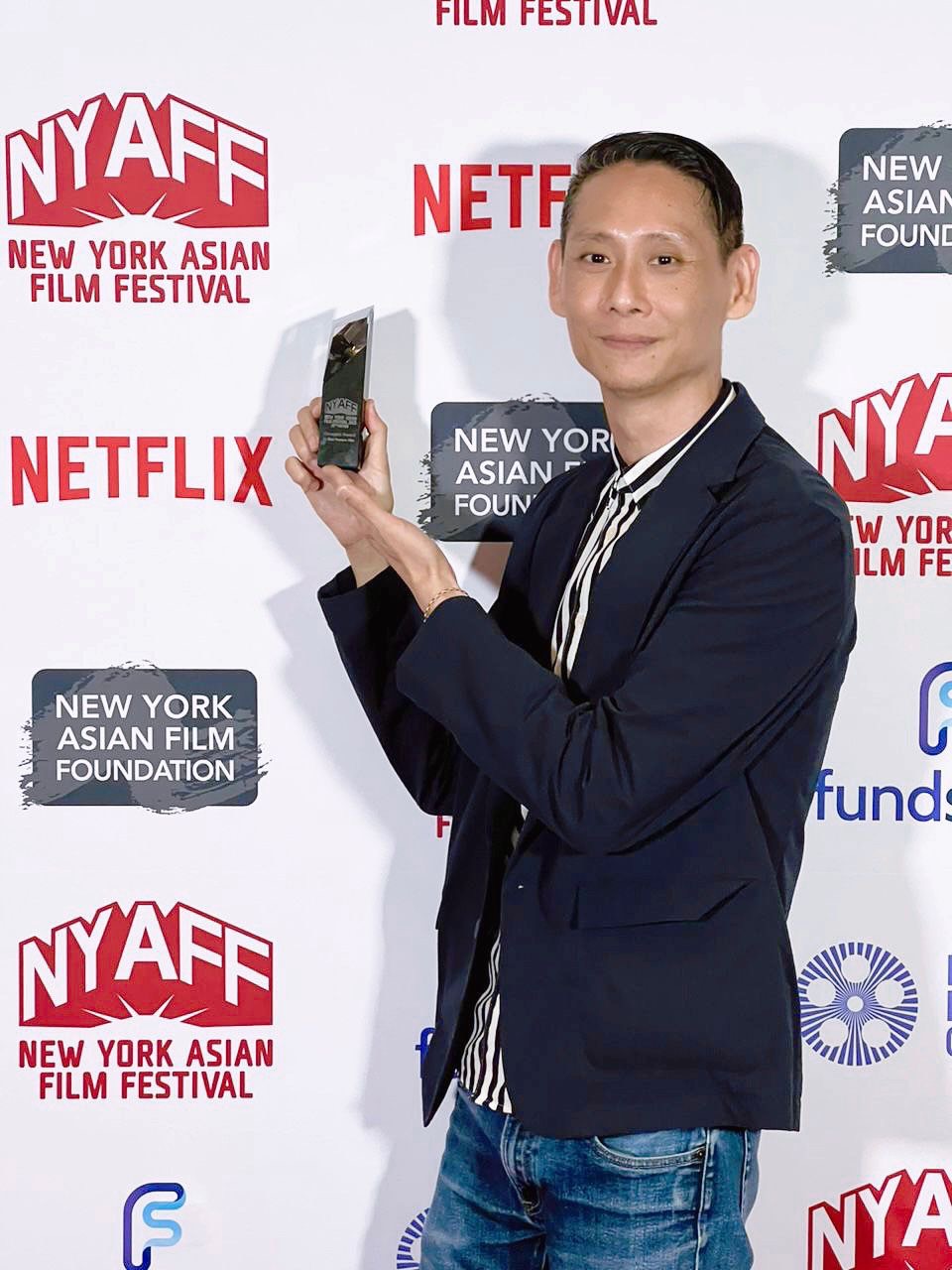 導演王禮霖赴紐約亞洲電影節領取「突破新視野最佳劇情片獎」。（甲上娛樂提供）