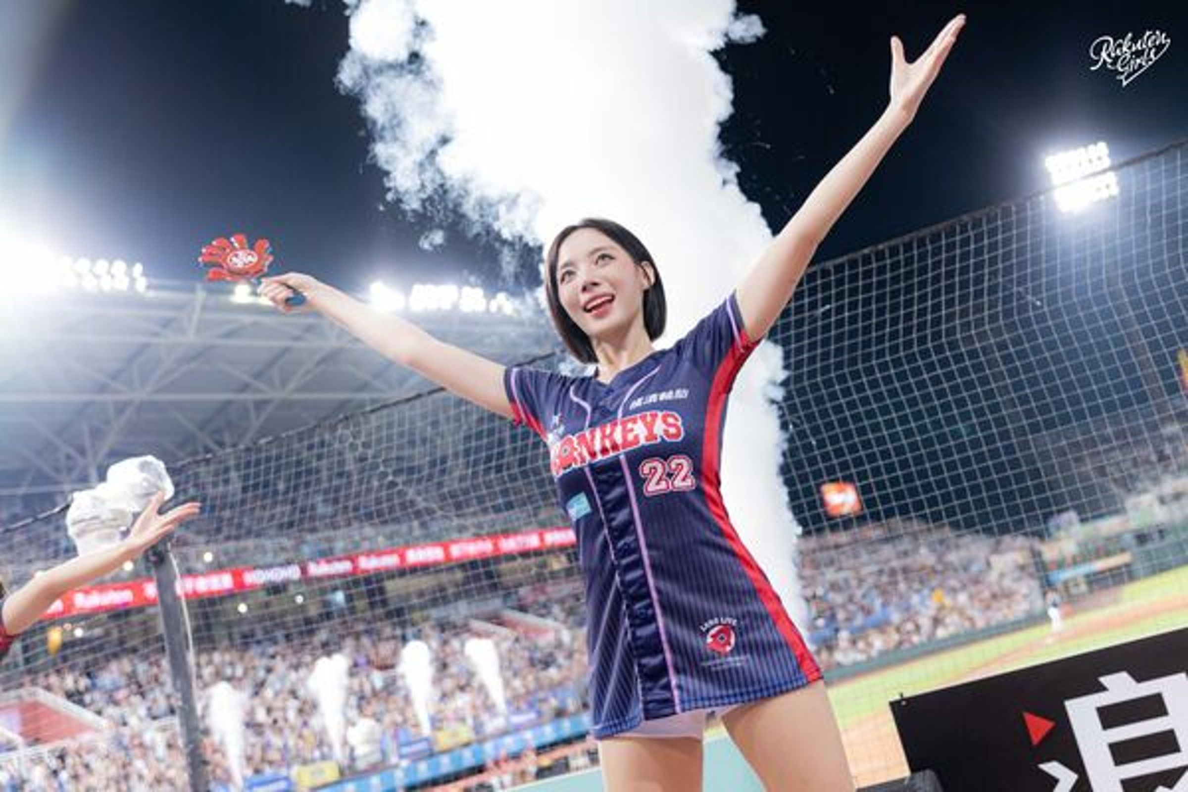 河智媛出席樂天桃猿女孩盛會。(樂天桃猿提供)