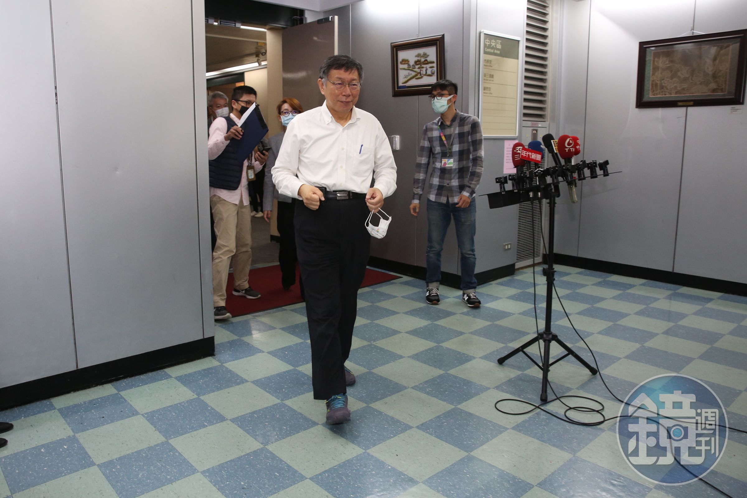 四叉貓表示，「柯文哲（圖）愛虧妹又不是新聞，這是業界都知道的祕密好嘛。」（本刊資料照）