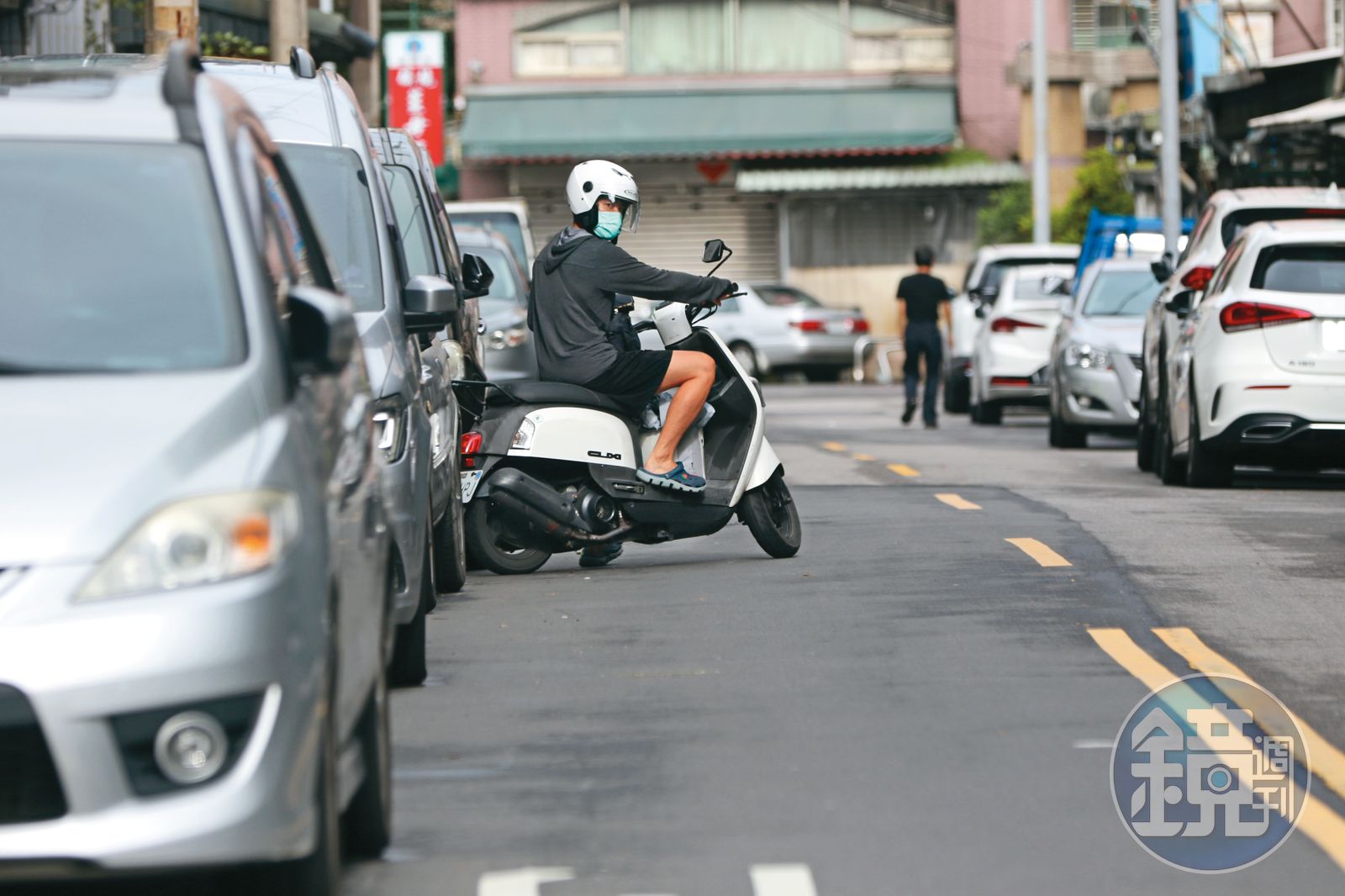本刊2022年曾直擊許仁杰與謝京穎鬼祟約會,而且線報指出當時男方已經幾乎不顧家庭