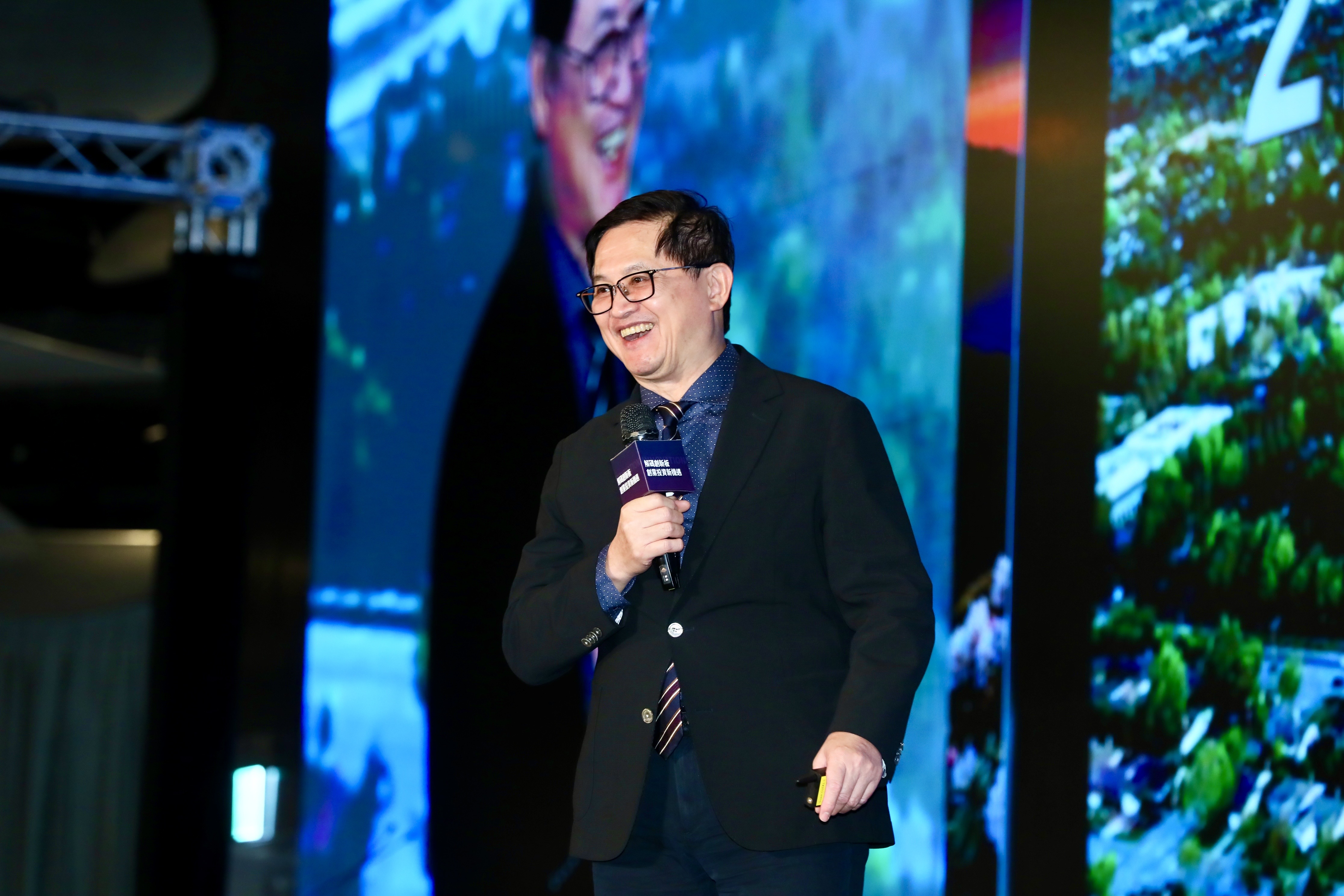 川普關稅政策一變再變，和碩董事長童子賢擔心不確定性將大大影響產業運作。