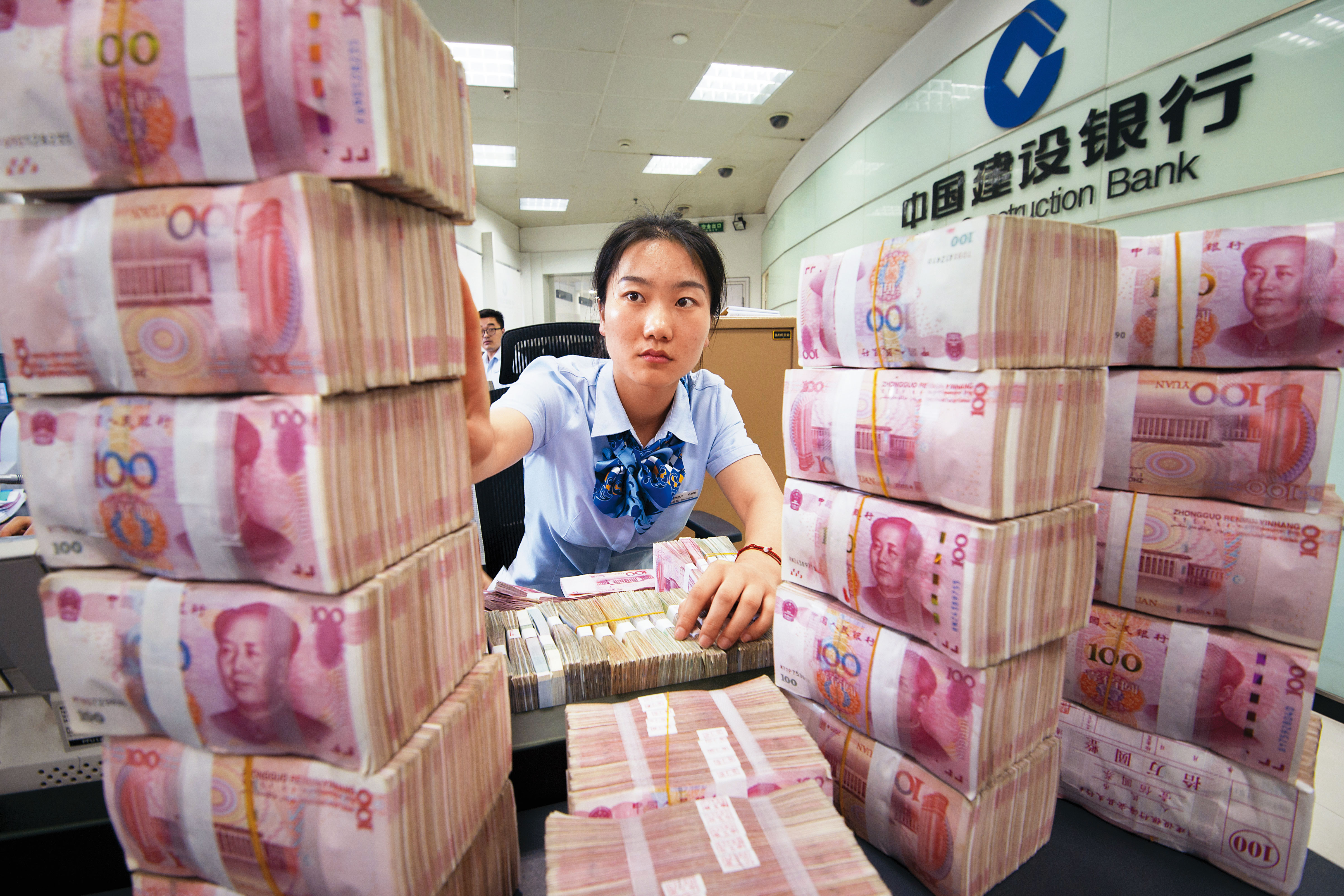 中國在經濟成長受挫下,人民幣趨貶將牽動整體亞洲貨幣表現偏弱。(東方IC)
