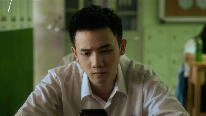謝展榮頂著星二代標籤,交出自己的成績單。(Netflix提供)