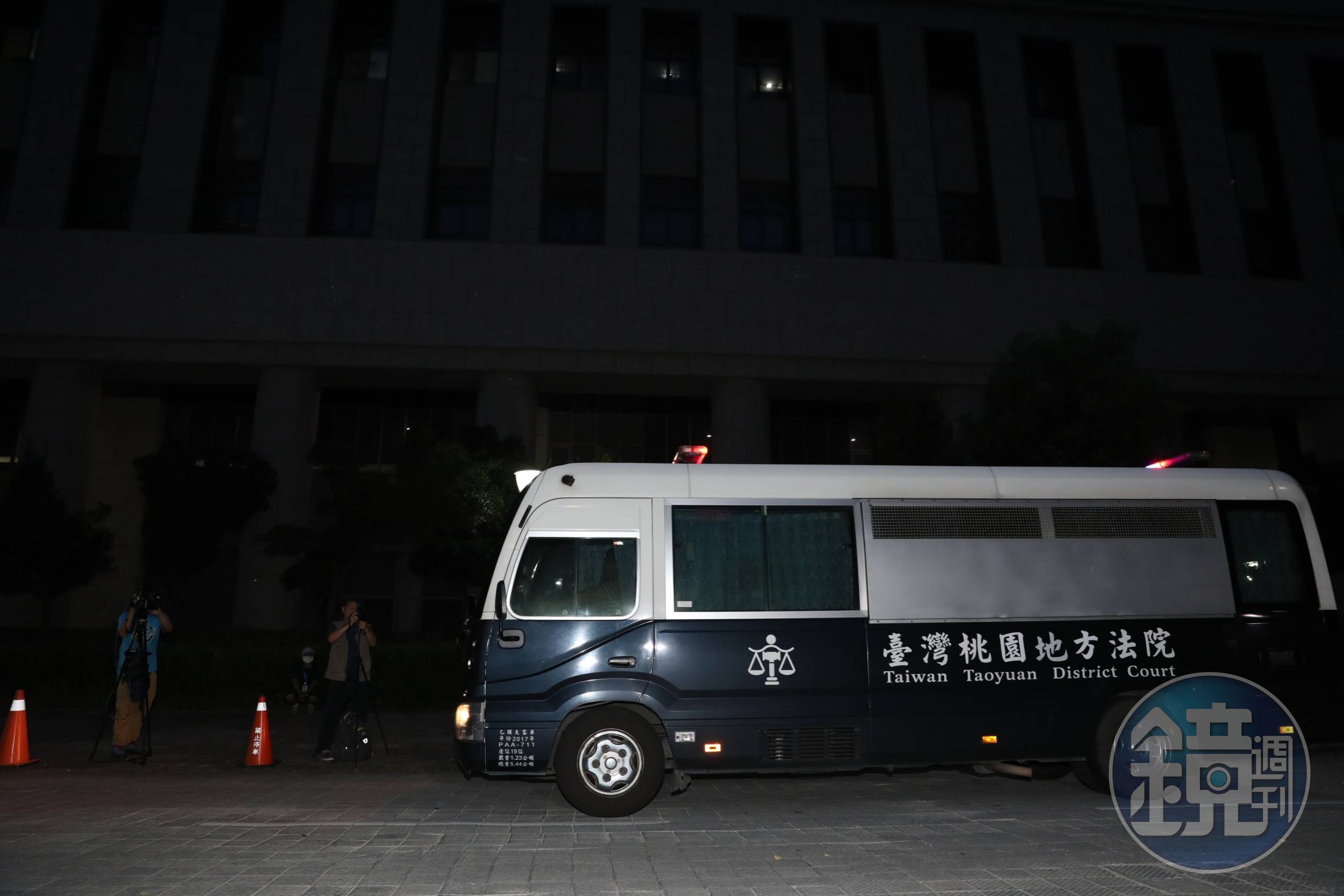鄭文燦遭約談前就知案情並請祕書串供遭羈押禁見。
