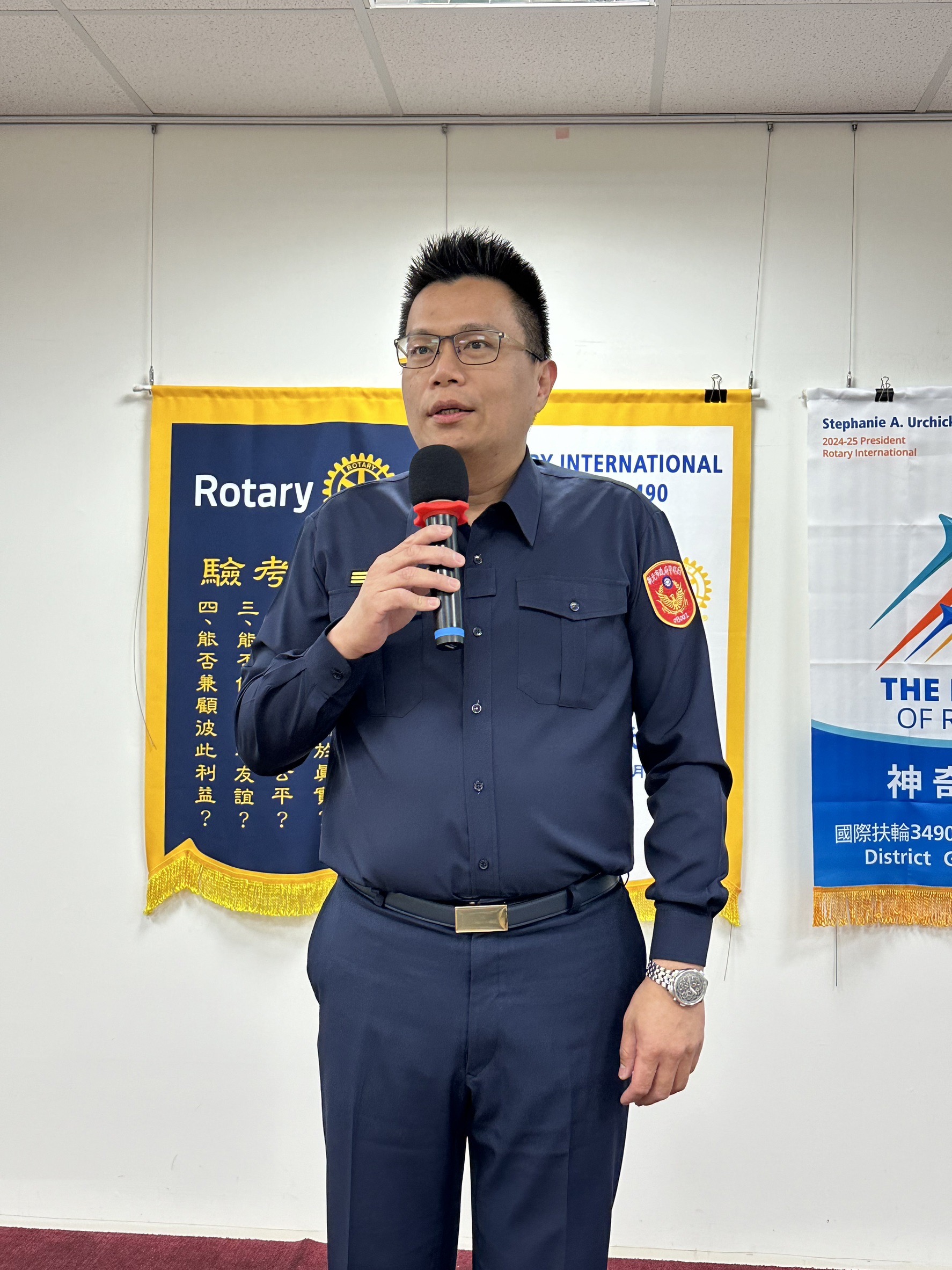 土城分局長陳建龍說明近期一些詐騙新手法。（警方提供）