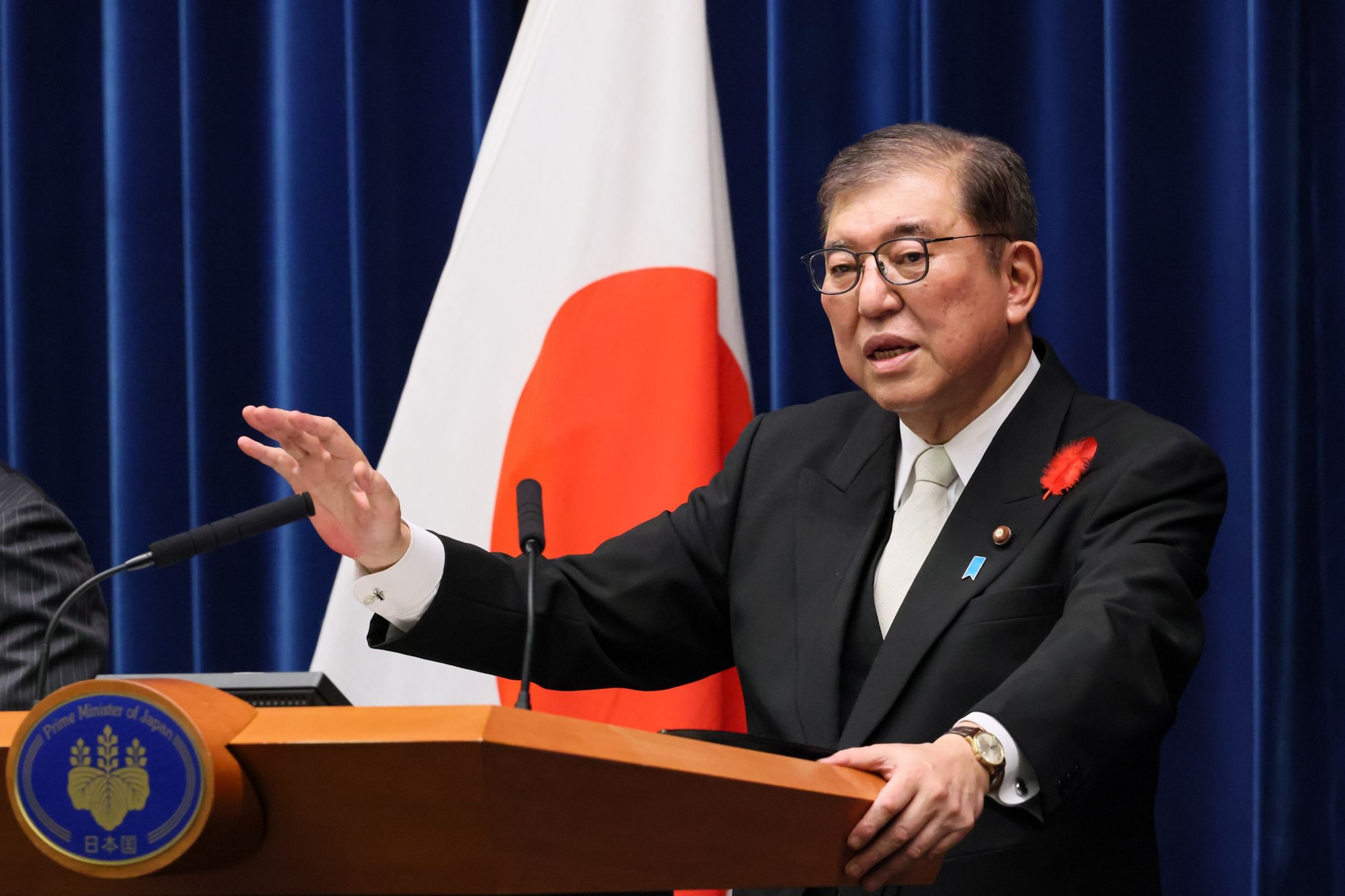 日本首相石破茂呼籲民眾，密切注意官方發布的海嘯資訊。（翻攝首相官邸X）