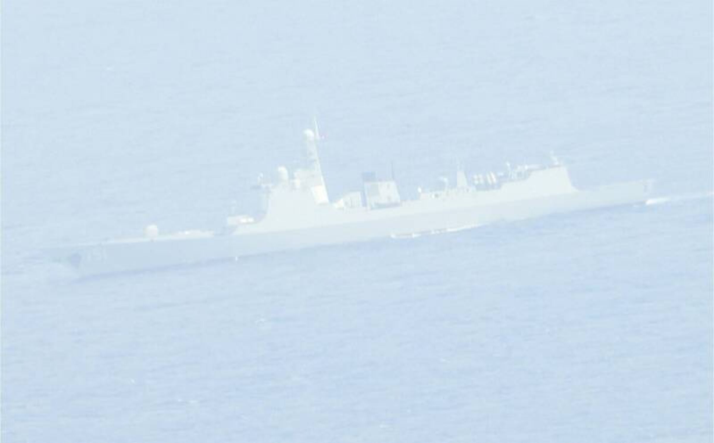 國防部監控共軍旅洋2型驅逐艦畫面。（國防部提供）
