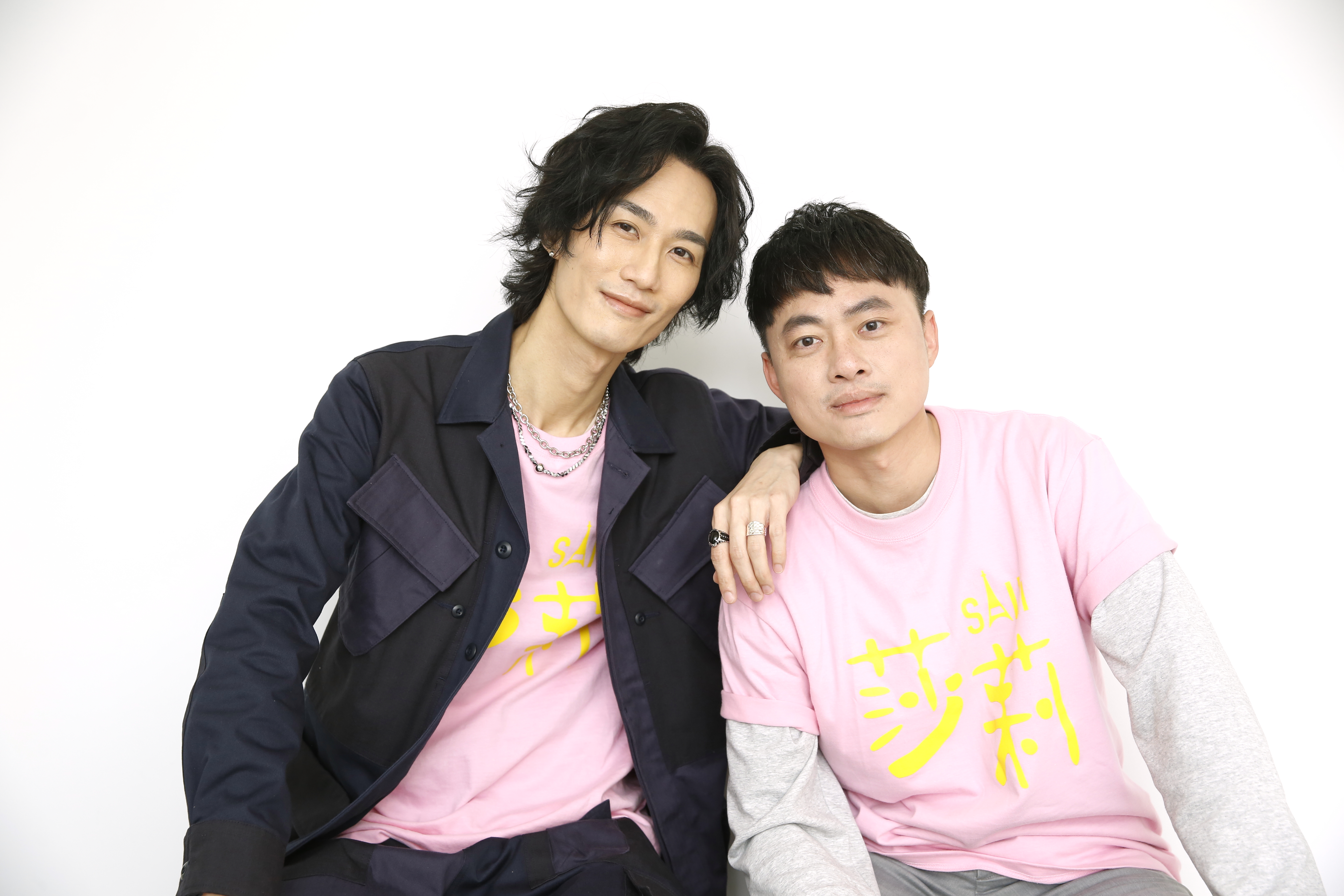 導演練建宏(右)與男配角兼電影配樂李英宏合作愉快。