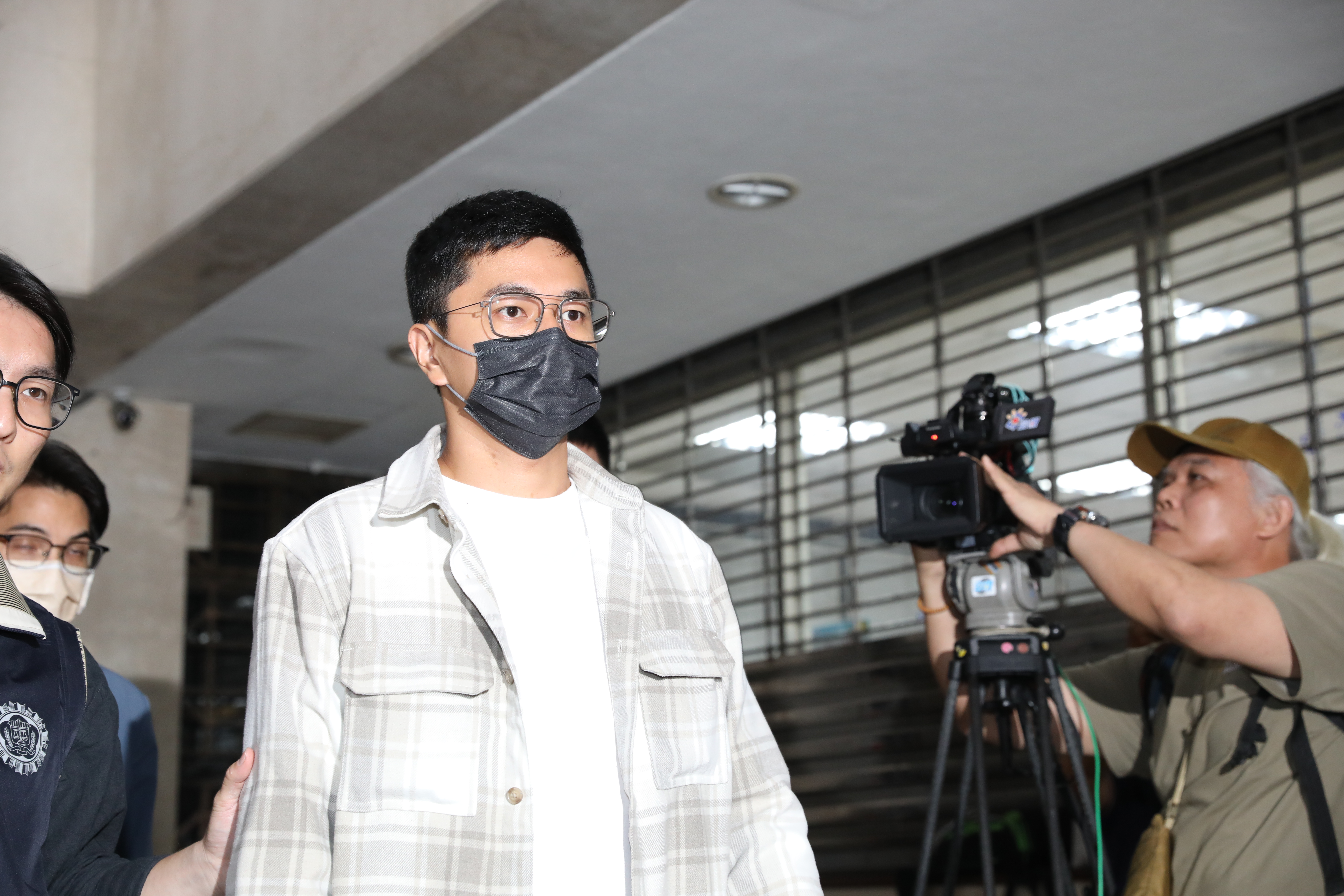 李孝亮今日坦言，母親部分內容反映到真實情況。（本刊資料照）