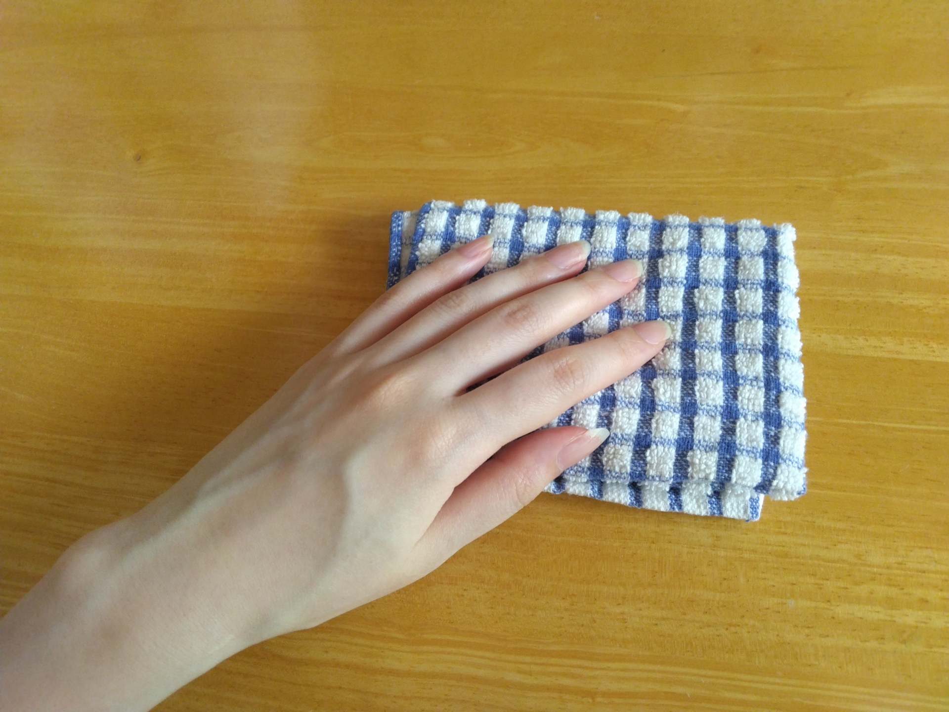 福澤喬透露台灣一款普通的國民抹布紅到日本，甚至有人特地託人代購。（示意圖，photoAC）