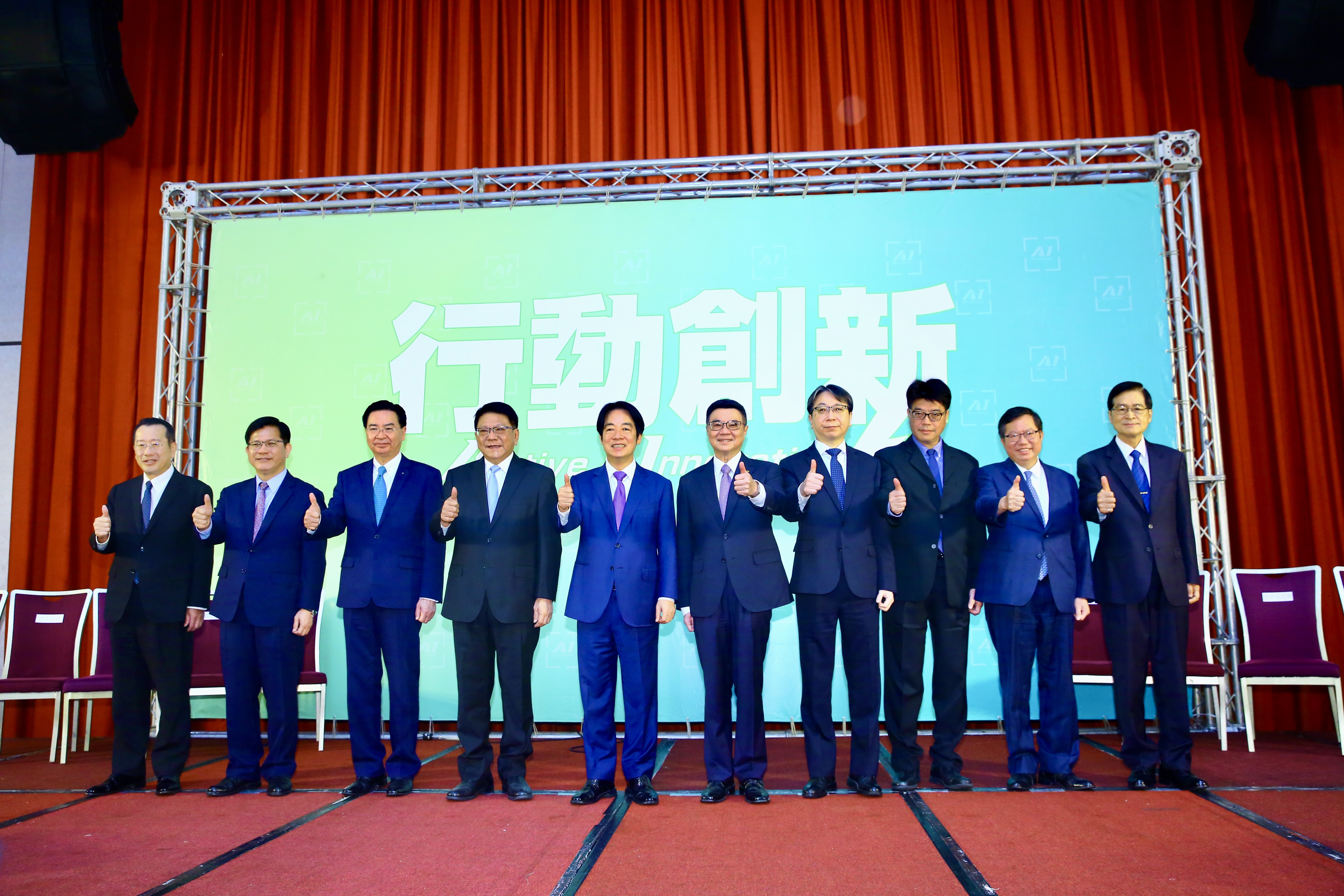 賴清德公布國安人事，顧立雄擔任國防部長、林佳龍任外交部長、鄭文燦掌海基會。