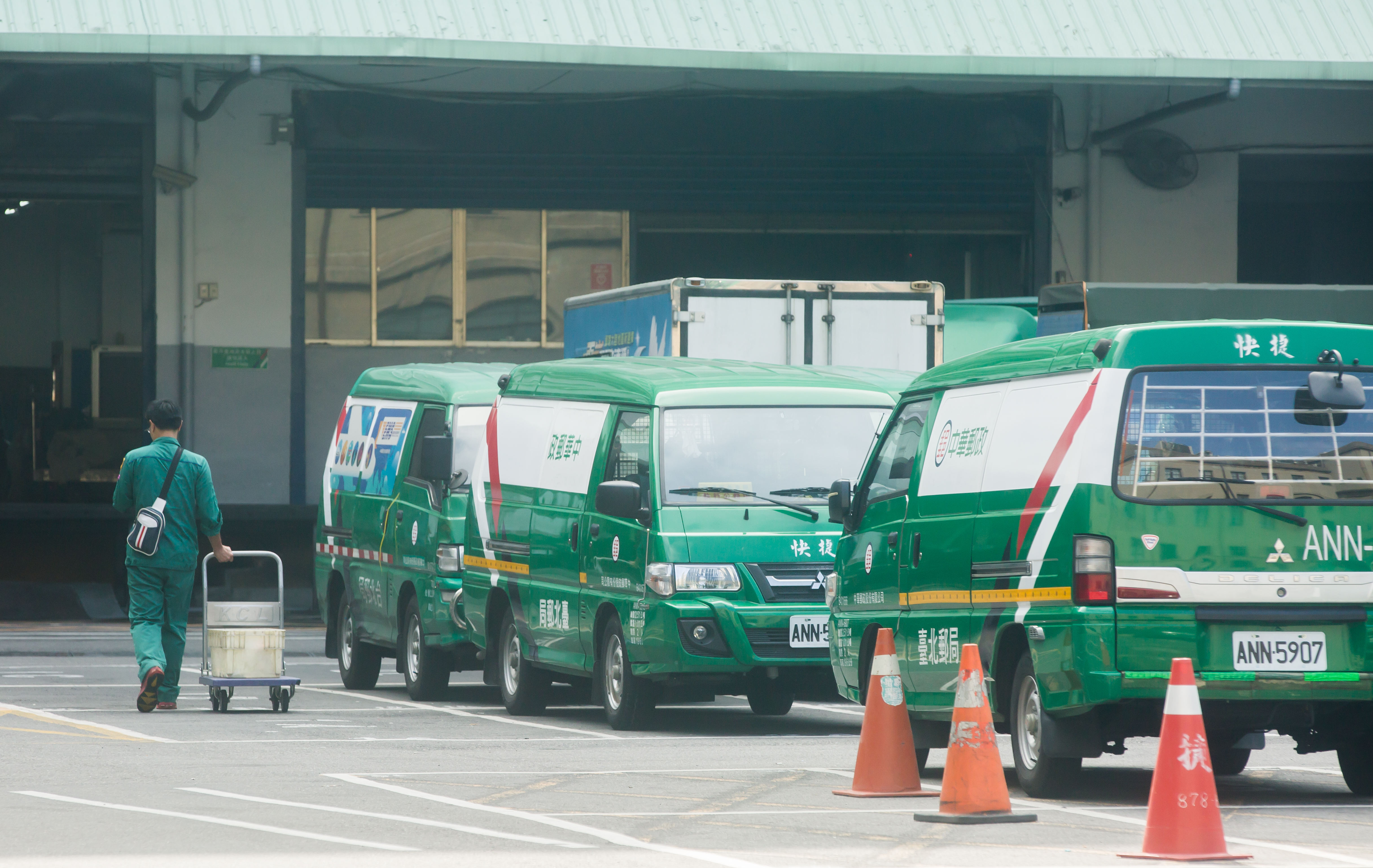 驚傳有郵差是偷拍狼，中華郵政今回應說明情況。（示意圖，非當事人，本刊資料照）