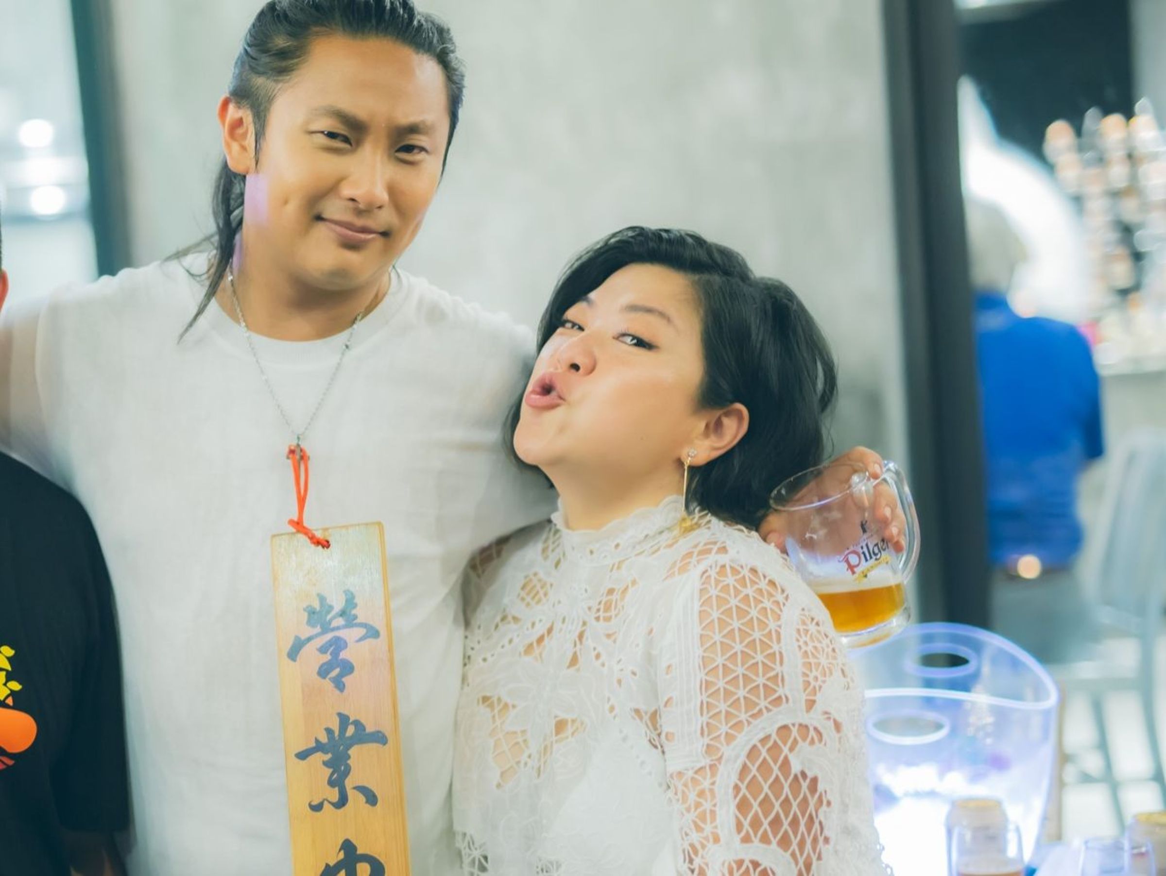 杜詩梅和老公莊植蘢時常愛相隨一起工作。(翻攝臉書)