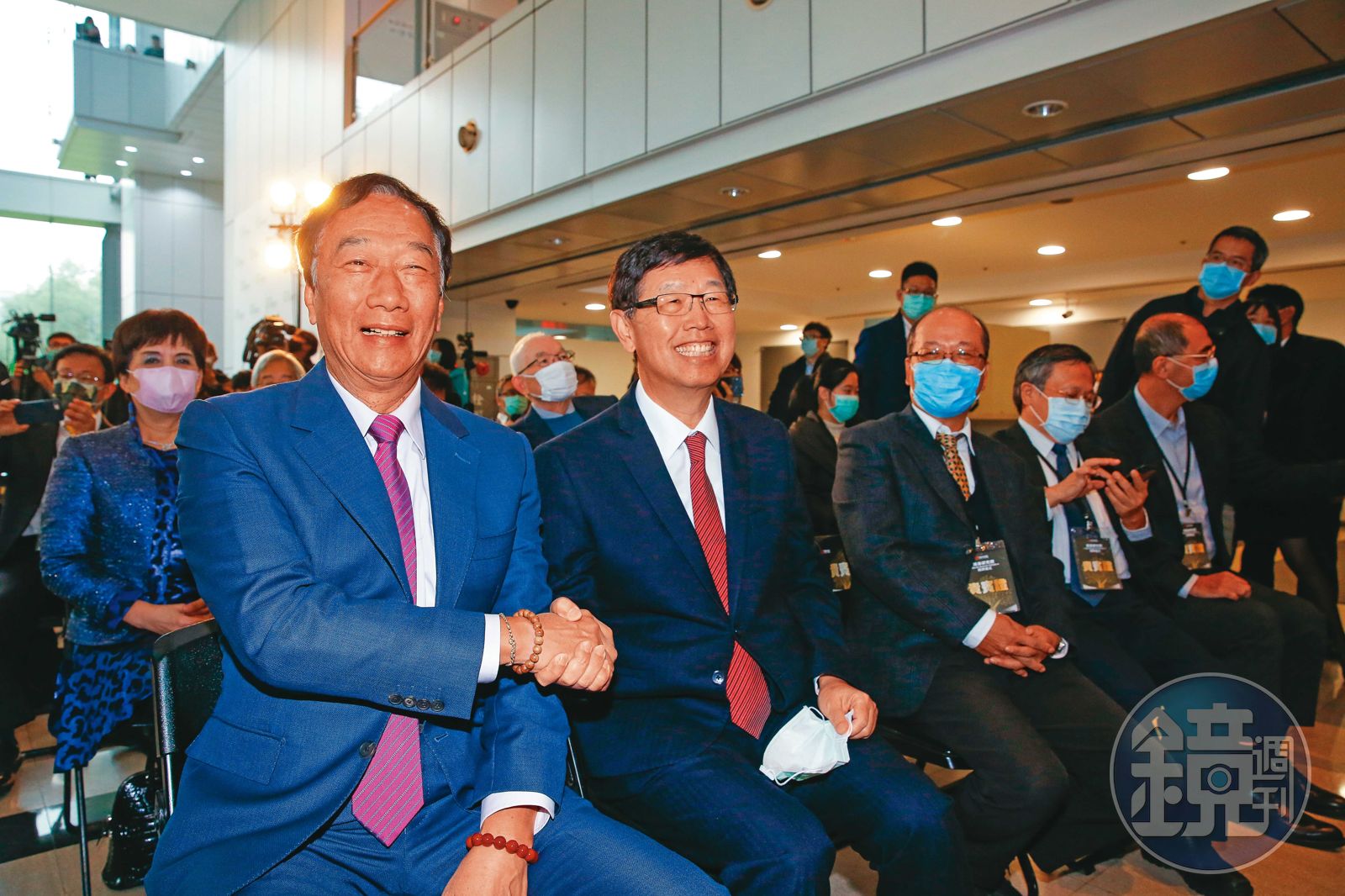 推動輪值CEO，劉揚偉與鴻海老臣派間曾有一番角力，最後在創辦人郭台銘力挺下，4月開始上路。（圖／鏡週刊）
