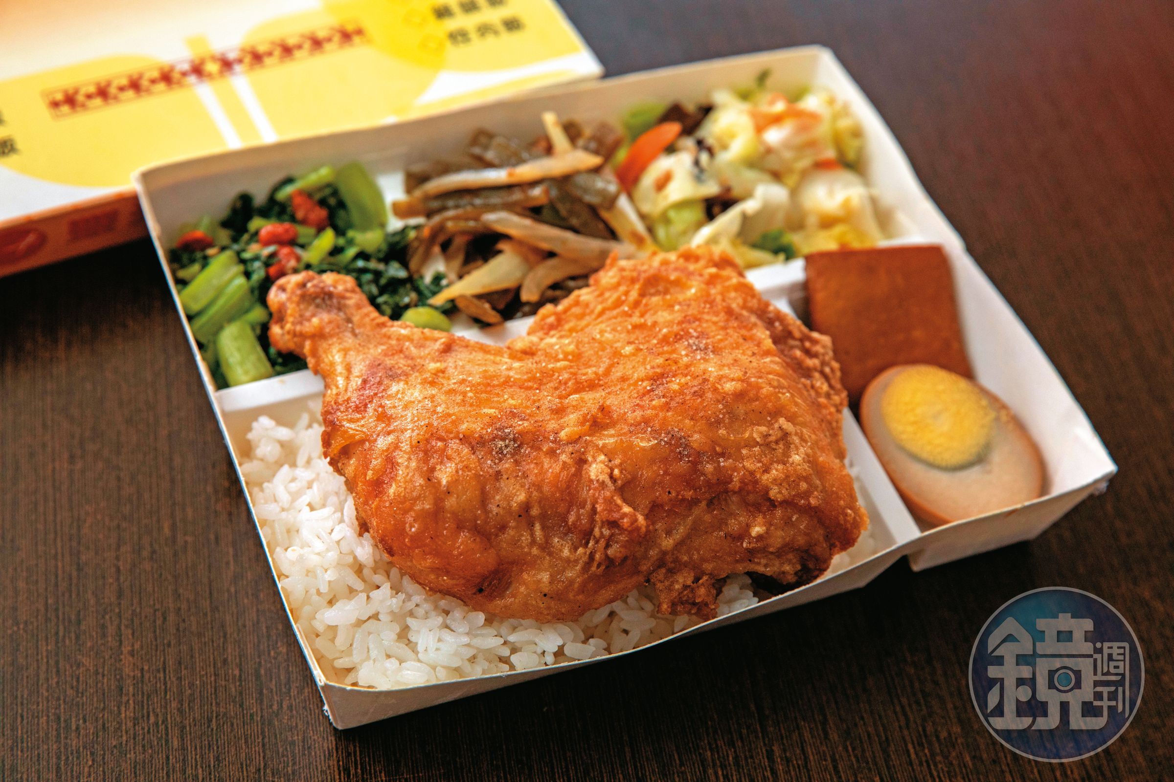 豐米一代店便當菜色選擇較為傳統。（雞腿便當115元／個，內湖成功店）